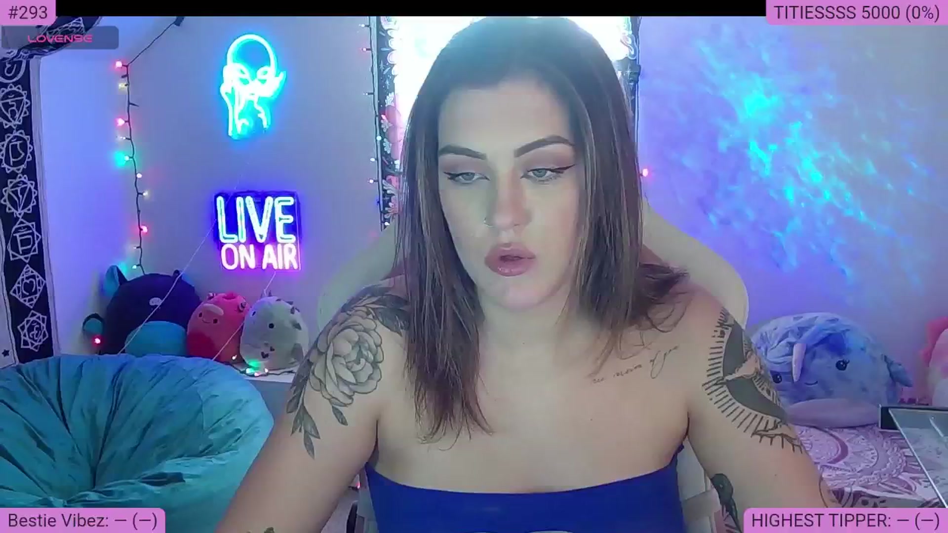 Gallery image thumbnail from NatalieNavedo's myfreecams stream on, 07/31/2024, 03:11 image 3 of 20