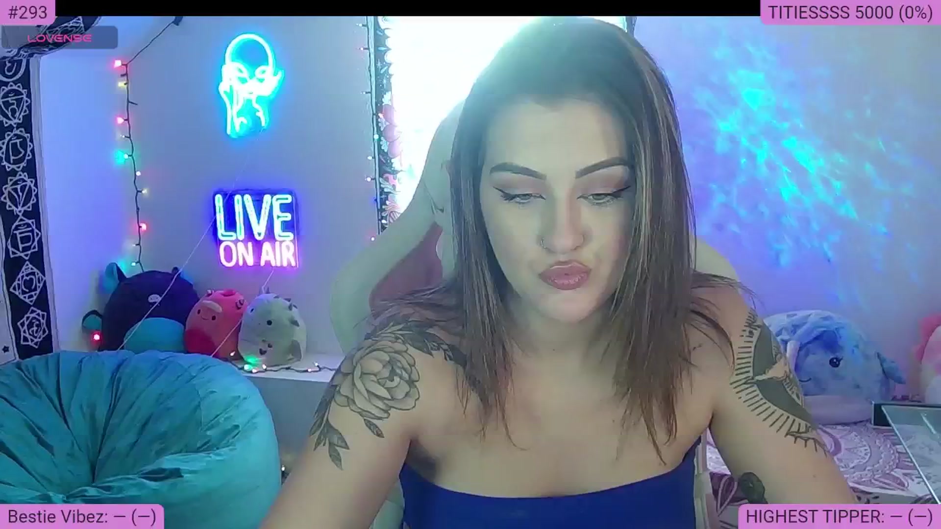 Gallery image thumbnail from NatalieNavedo's myfreecams stream on, 07/31/2024, 03:11 image 1 of 20