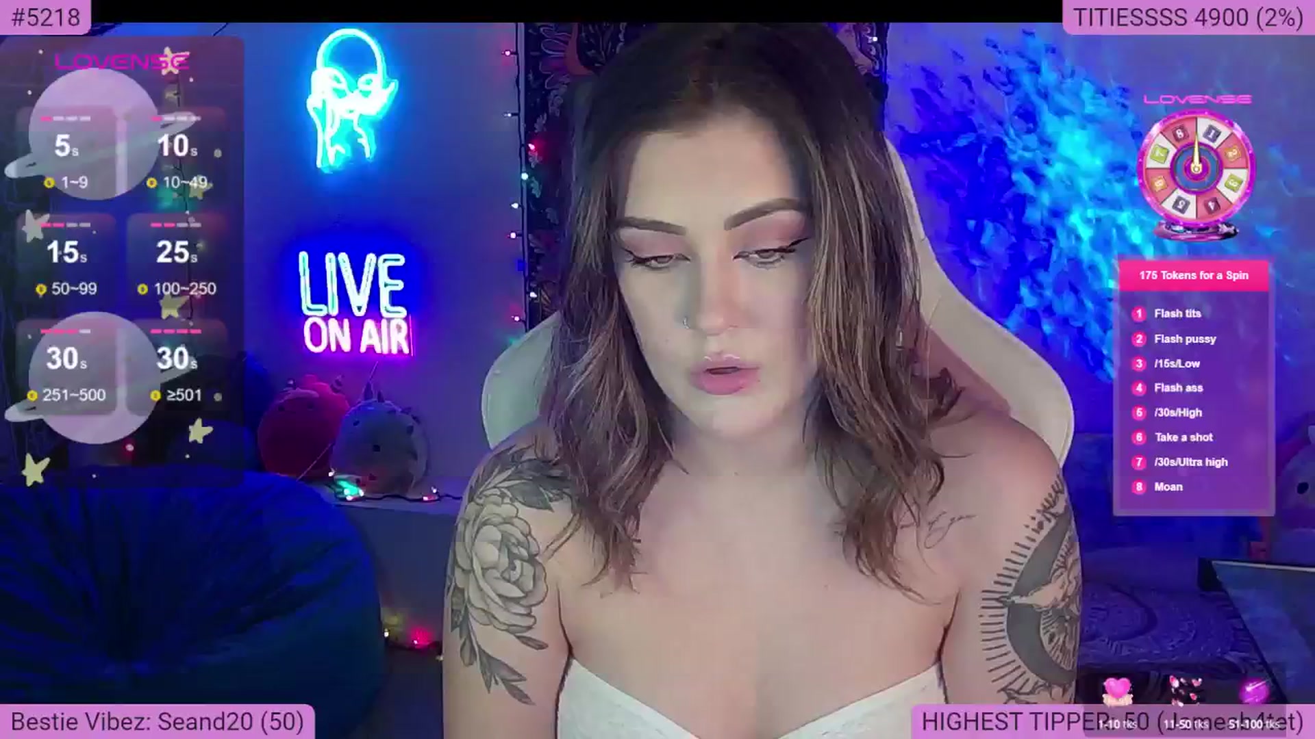 Gallery image thumbnail from NatalieNavedo's myfreecams stream on, 08/03/2024, 12:59 image 11 of 20