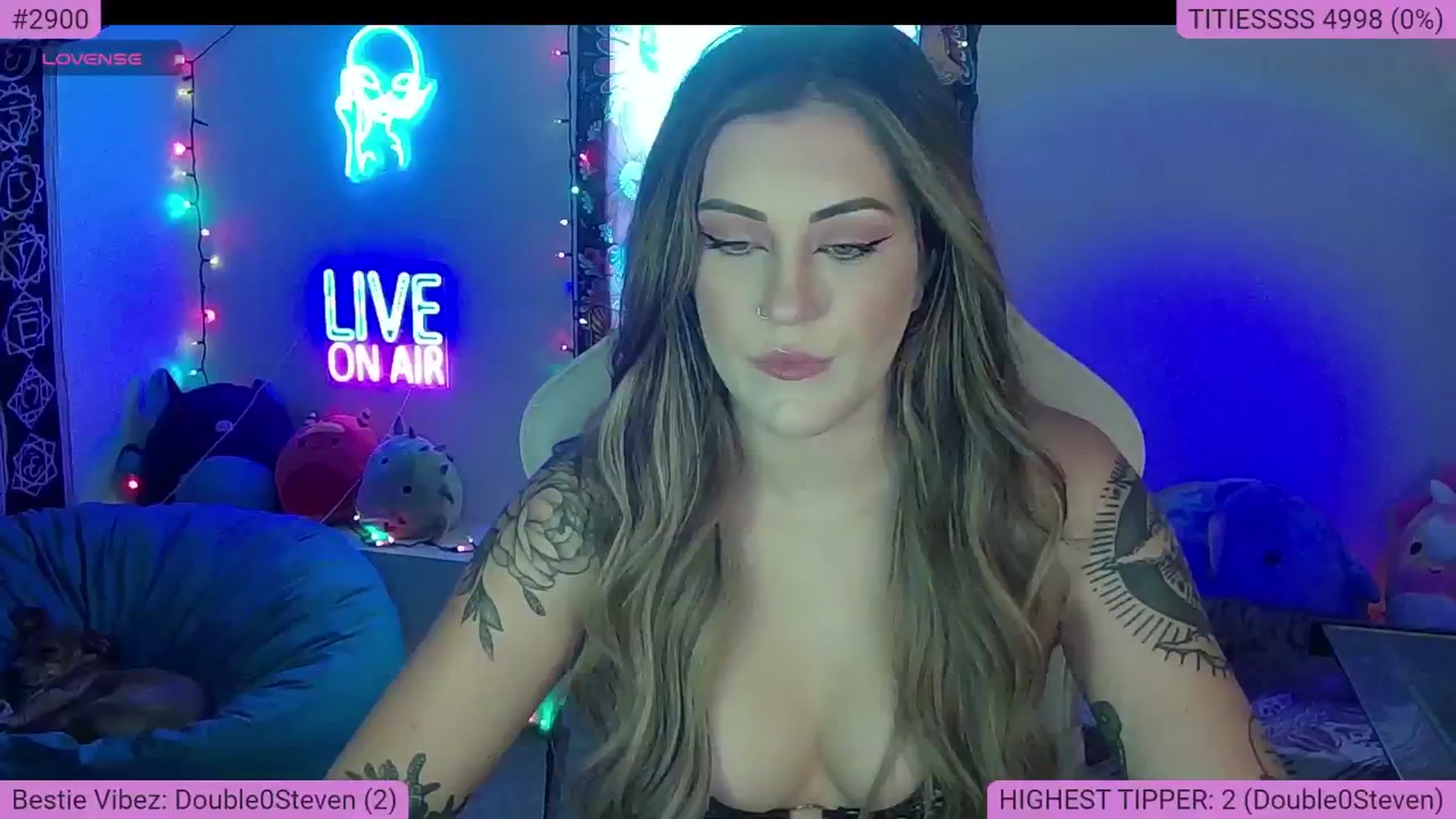 Gallery image thumbnail from NatalieNavedo's myfreecams stream on, 08/11/2024, 22:50 image 7 of 20
