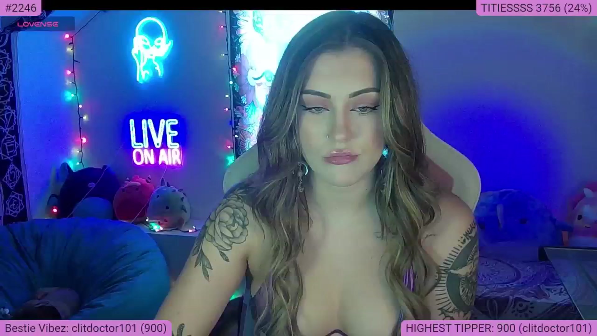 Gallery image thumbnail from NatalieNavedo's myfreecams stream on, 08/12/2024, 18:20 image 18 of 20