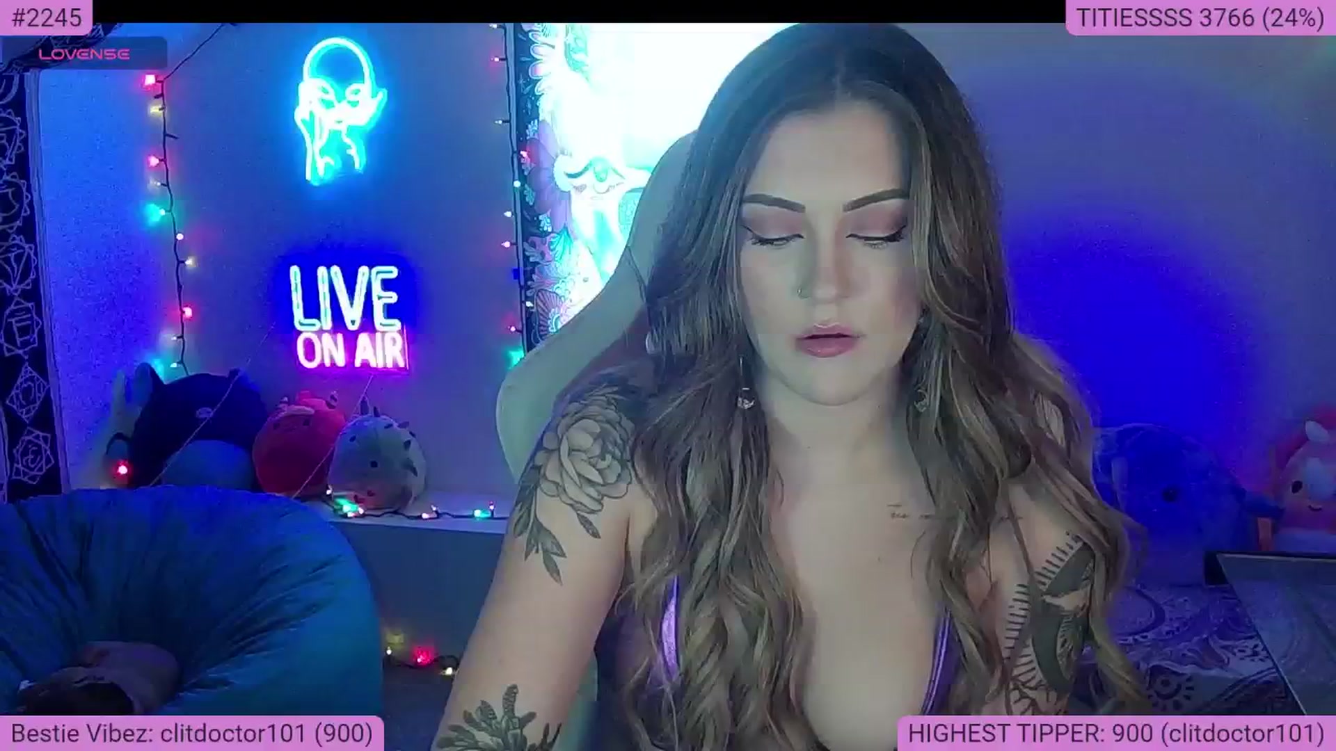 Gallery image thumbnail from NatalieNavedo's myfreecams stream on, 08/12/2024, 18:20 image 17 of 20