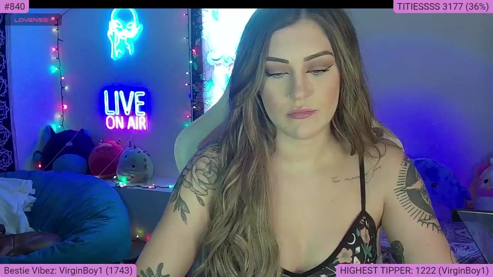 Gallery image thumbnail from NatalieNavedo's myfreecams stream on, 08/29/2024, 22:01 image 19 of 20