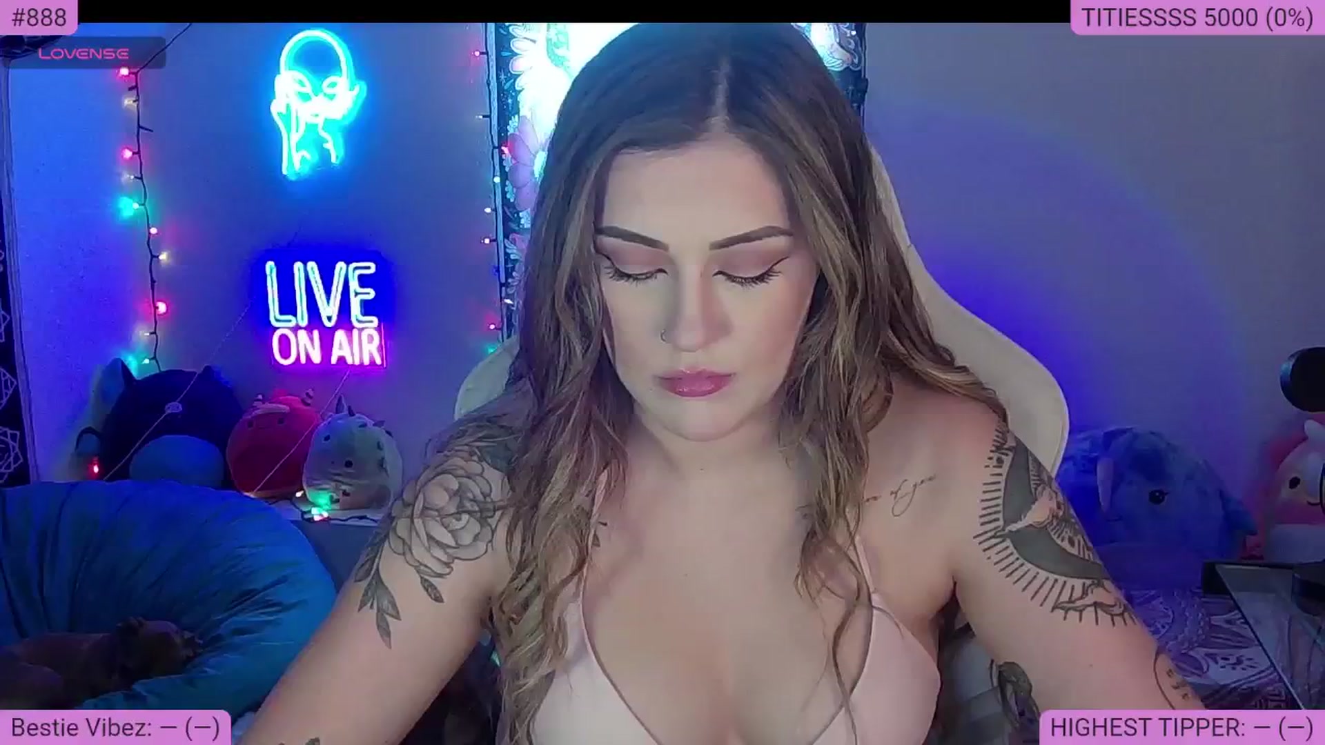 Gallery image thumbnail from NatalieNavedo's myfreecams stream on, 08/30/2024, 22:24 image 19 of 20
