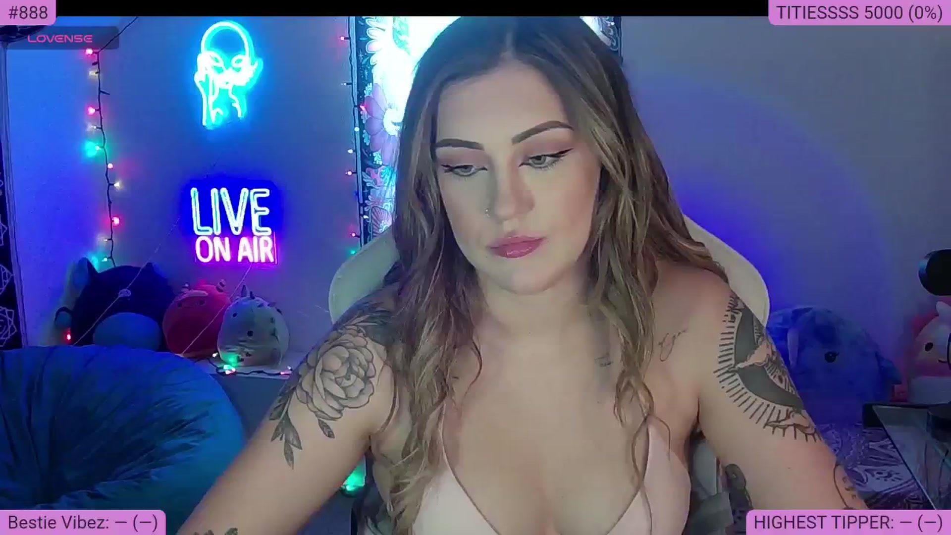 Gallery image thumbnail from NatalieNavedo's myfreecams stream on, 08/30/2024, 22:24 image 17 of 20