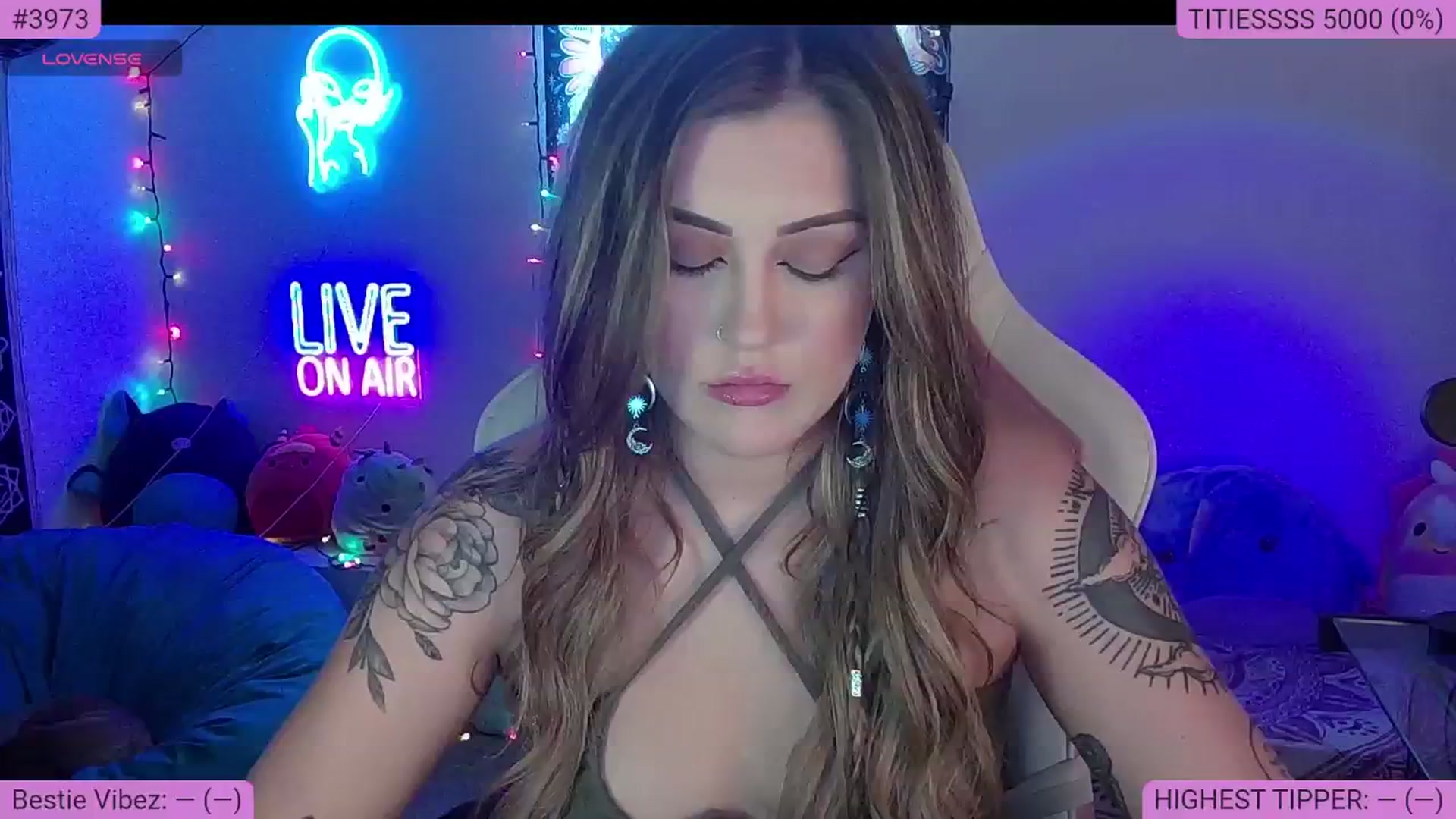 Gallery image thumbnail from NatalieNavedo's myfreecams stream on, 09/03/2024, 24:04 image 4 of 20