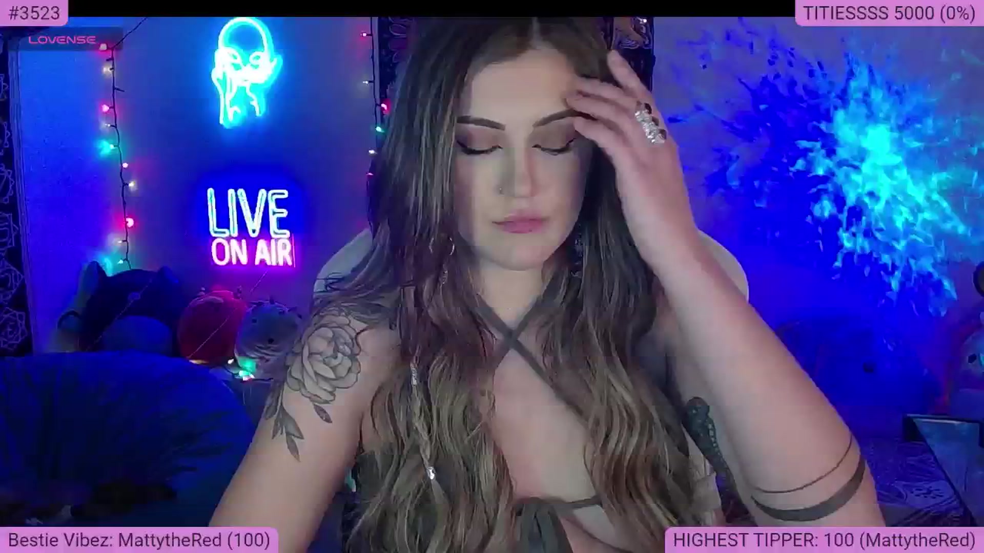 Gallery image thumbnail from NatalieNavedo's myfreecams stream on, 09/03/2024, 04:05 image 17 of 20