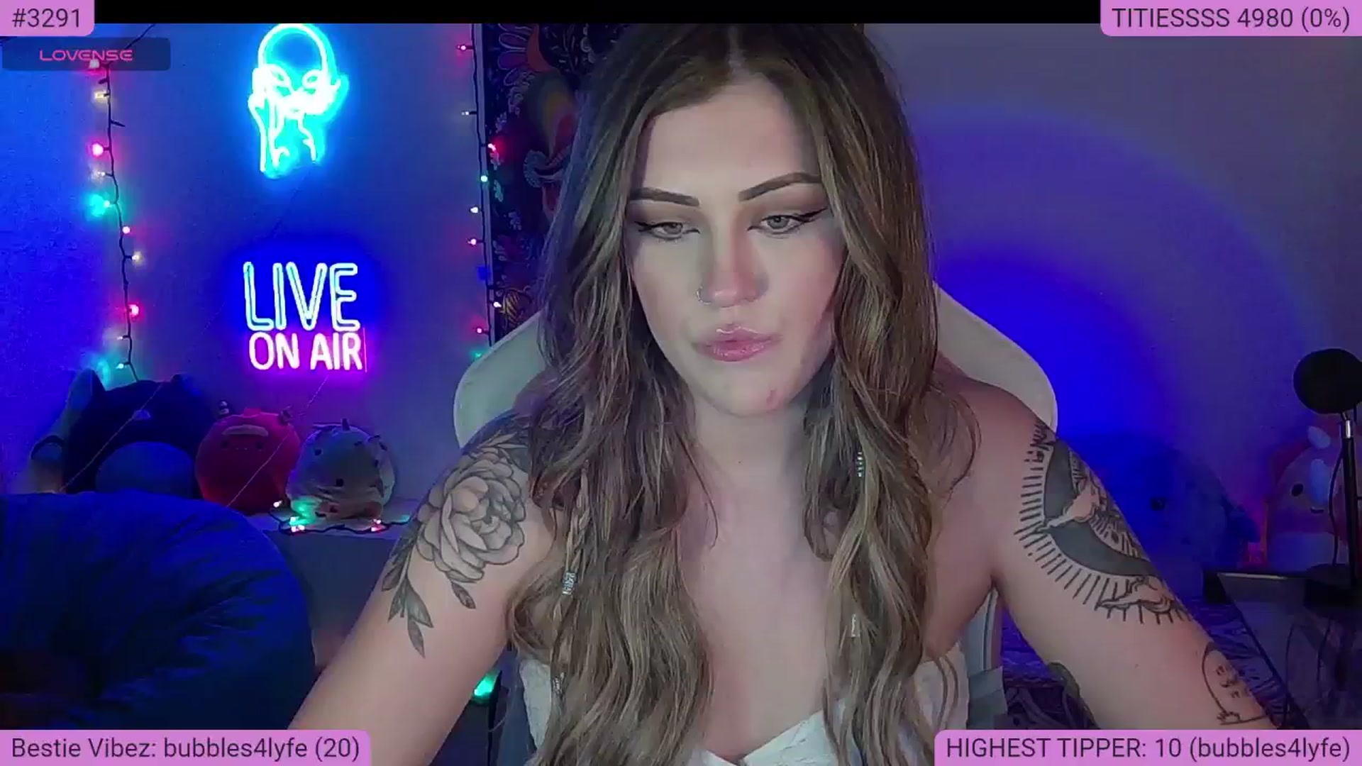 Gallery image thumbnail from NatalieNavedo's myfreecams stream on, 09/04/2024, 04:01 image 16 of 20