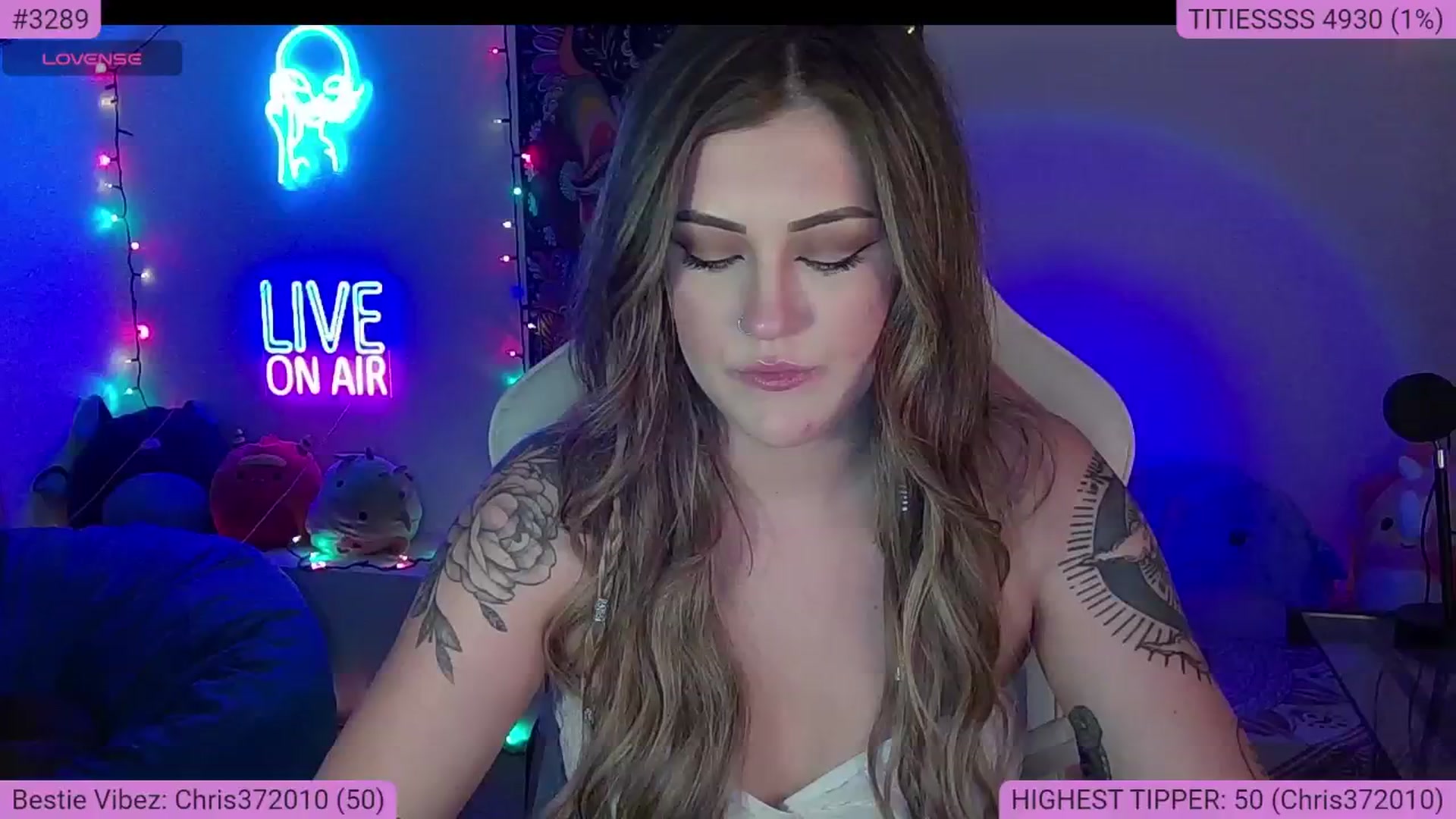 Gallery image thumbnail from NatalieNavedo's myfreecams stream on, 09/04/2024, 04:01 image 18 of 20