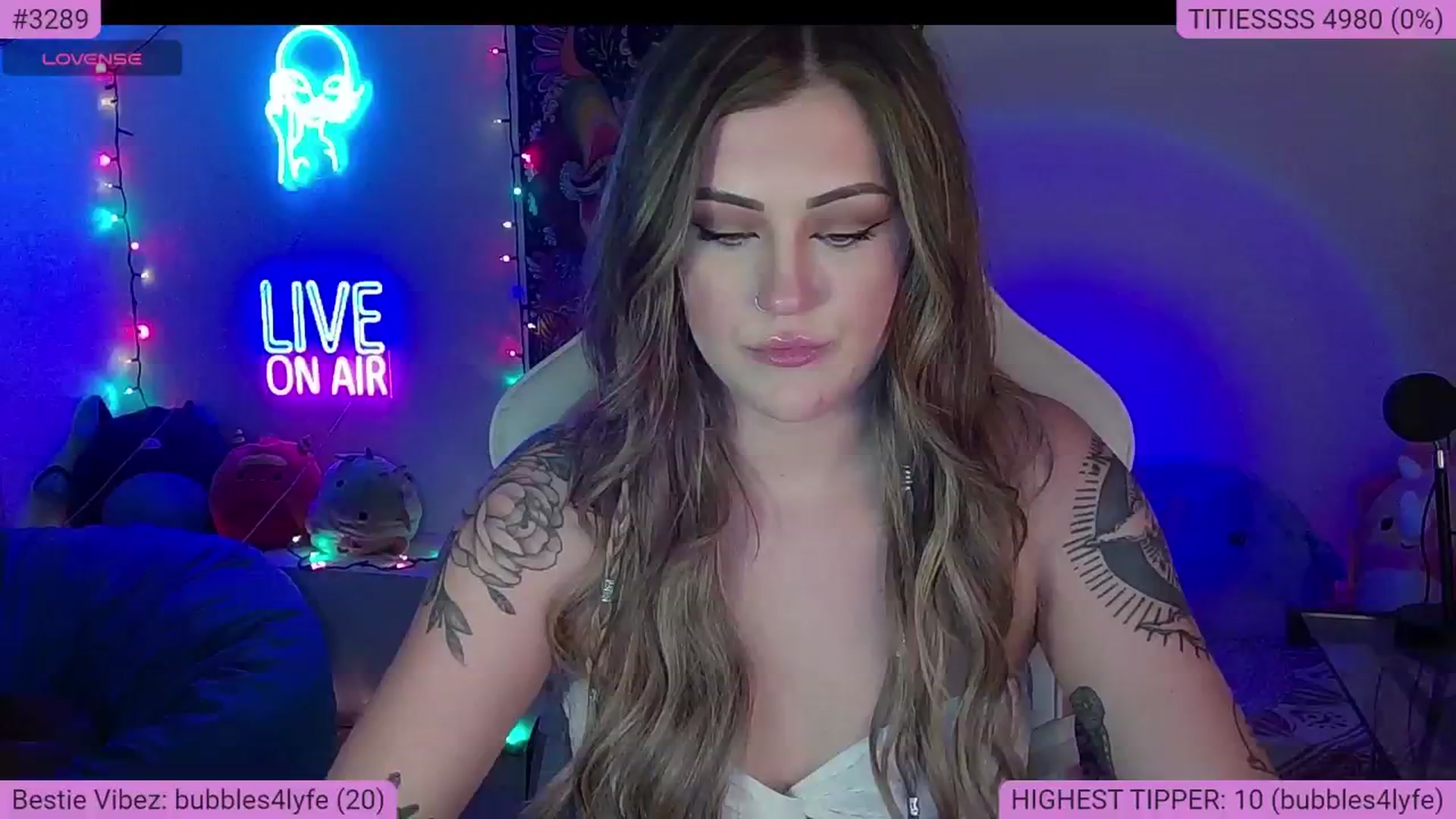 Gallery image thumbnail from NatalieNavedo's myfreecams stream on, 09/04/2024, 04:01 image 17 of 20