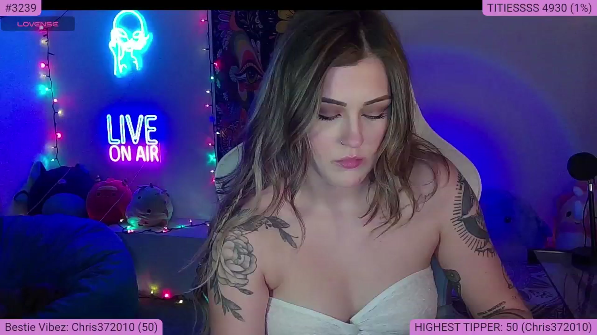 Gallery image thumbnail from NatalieNavedo's myfreecams stream on, 09/04/2024, 04:53 image 3 of 20