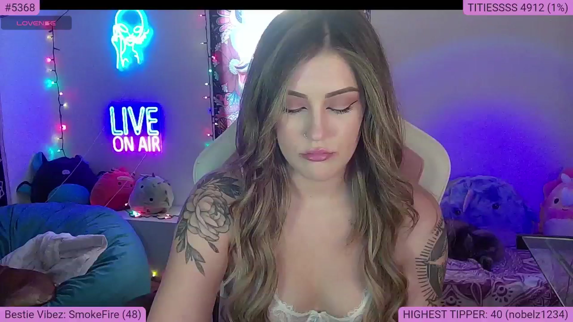 Gallery image thumbnail from NatalieNavedo's myfreecams stream on, 09/08/2024, 02:15 image 14 of 20