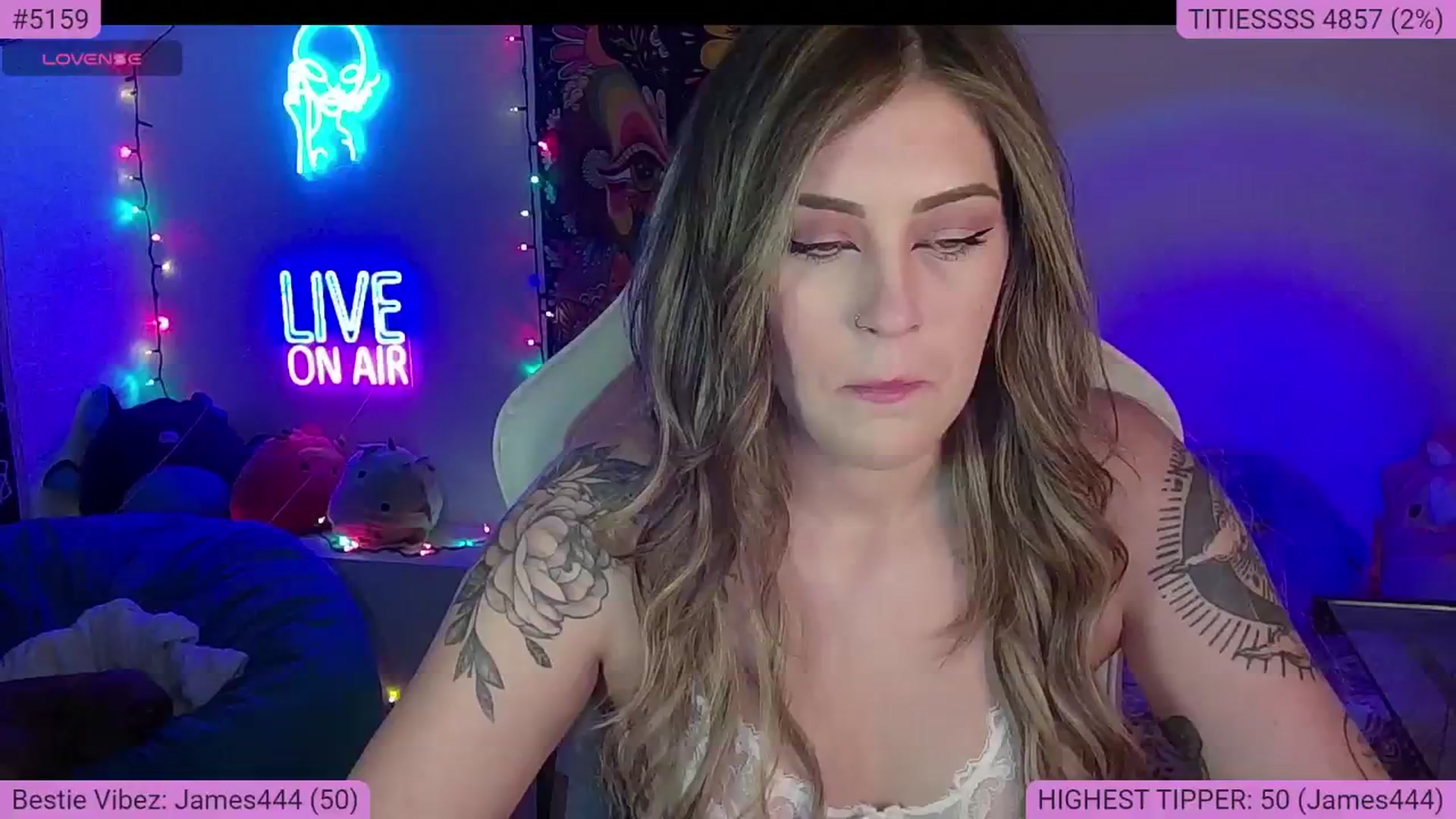 Gallery image thumbnail from NatalieNavedo's myfreecams stream on, 09/08/2024, 04:19 image 7 of 20