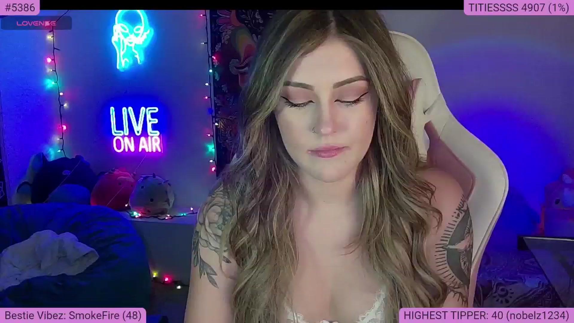 Gallery image thumbnail from NatalieNavedo's myfreecams stream on, 09/08/2024, 04:19 image 2 of 20