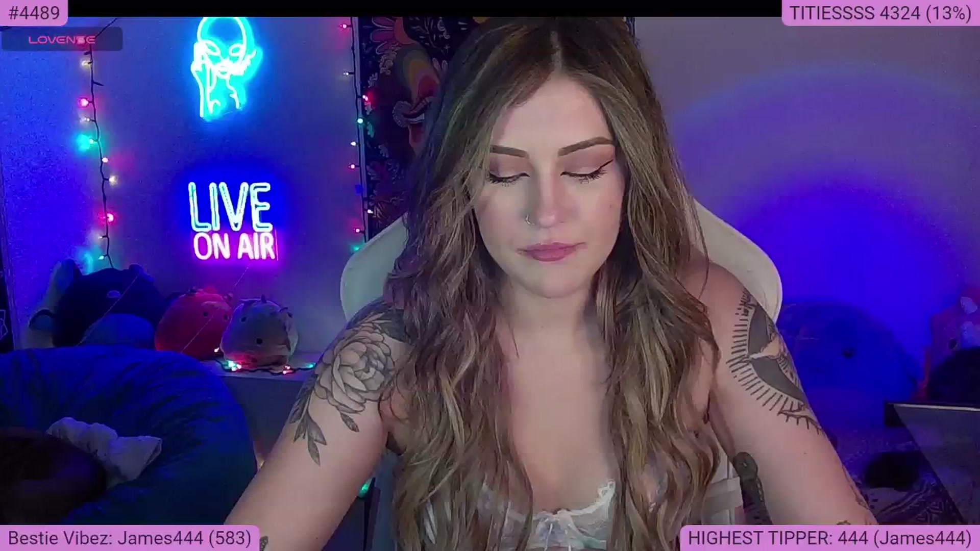 Gallery image thumbnail from NatalieNavedo's myfreecams stream on, 09/08/2024, 04:19 image 15 of 20