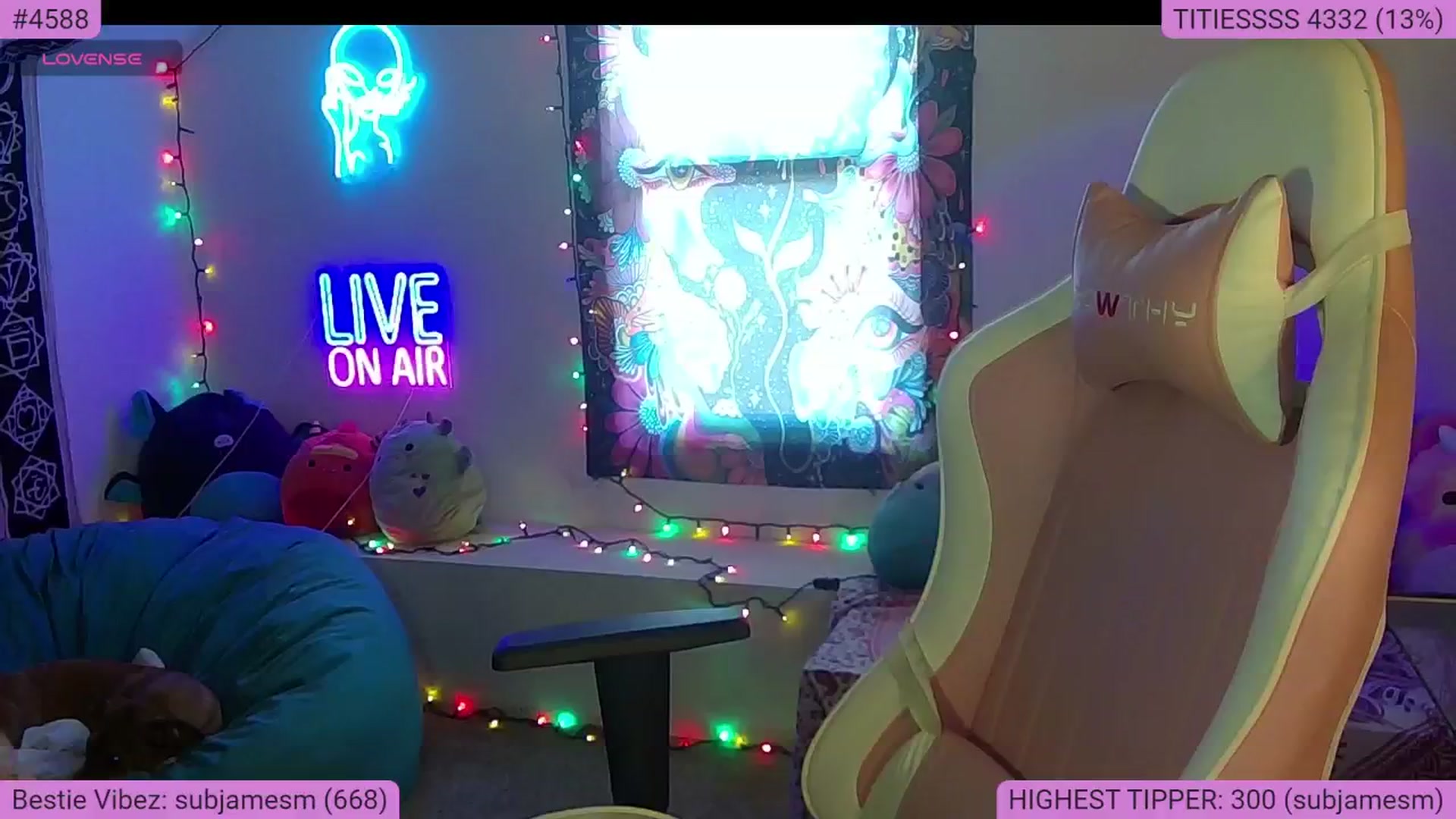 Gallery image thumbnail from NatalieNavedo's myfreecams stream on, 09/11/2024, 21:12 image 5 of 20