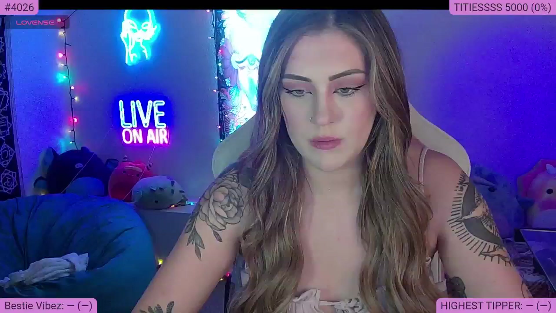 Gallery image thumbnail from NatalieNavedo's myfreecams stream on, 09/23/2024, 19:58 image 9 of 20
