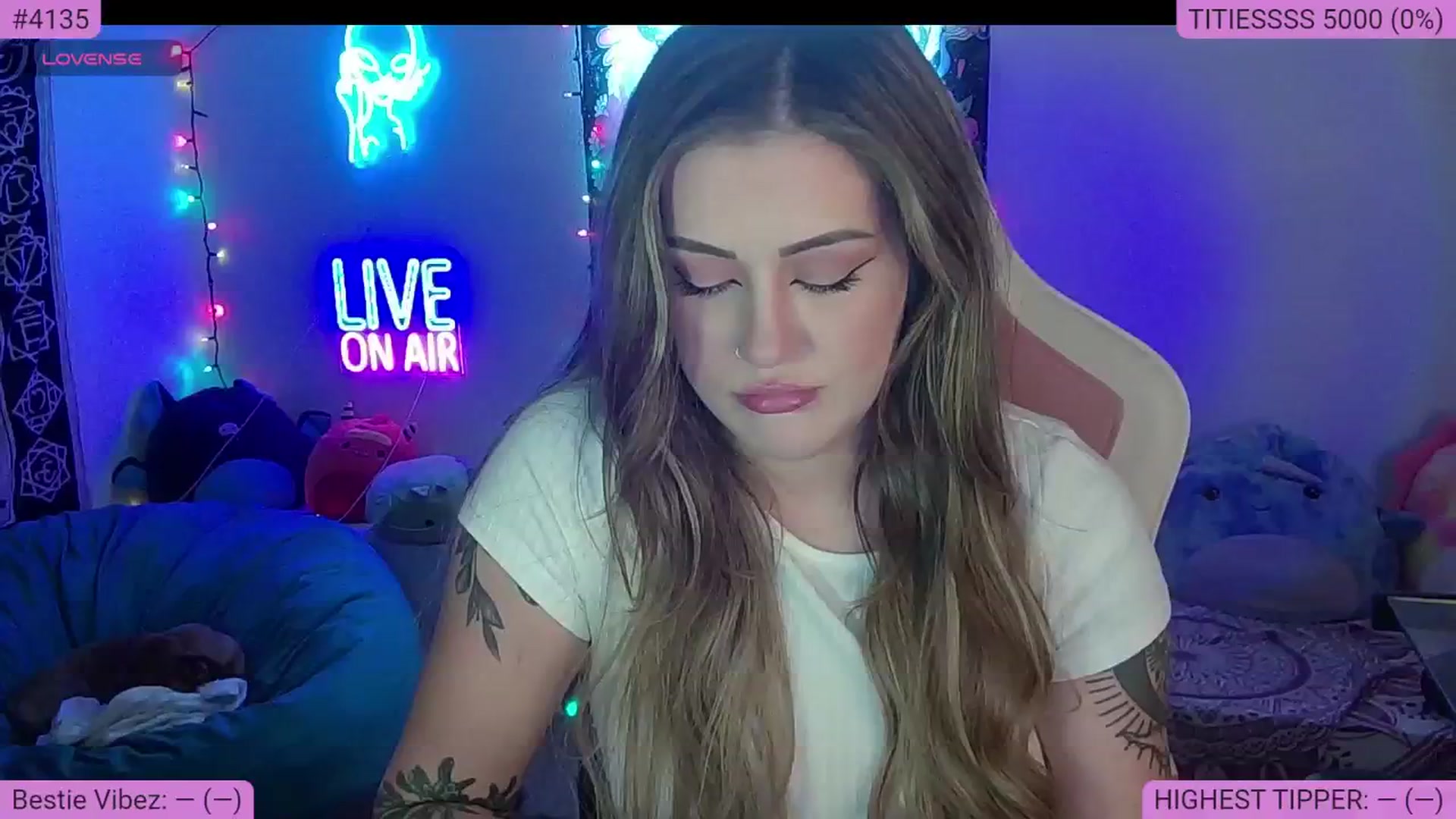 Gallery image thumbnail from NatalieNavedo's myfreecams stream on, 09/24/2024, 20:44 image 1 of 20