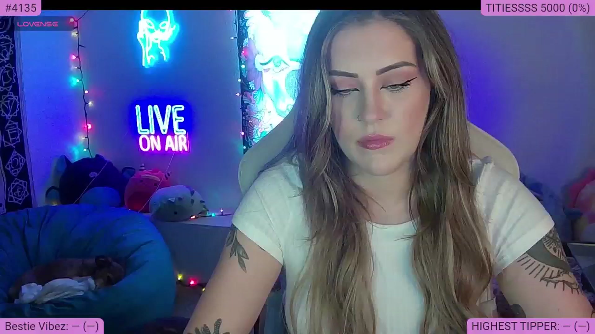 Gallery image thumbnail from NatalieNavedo's myfreecams stream on, 09/24/2024, 20:44 image 2 of 20