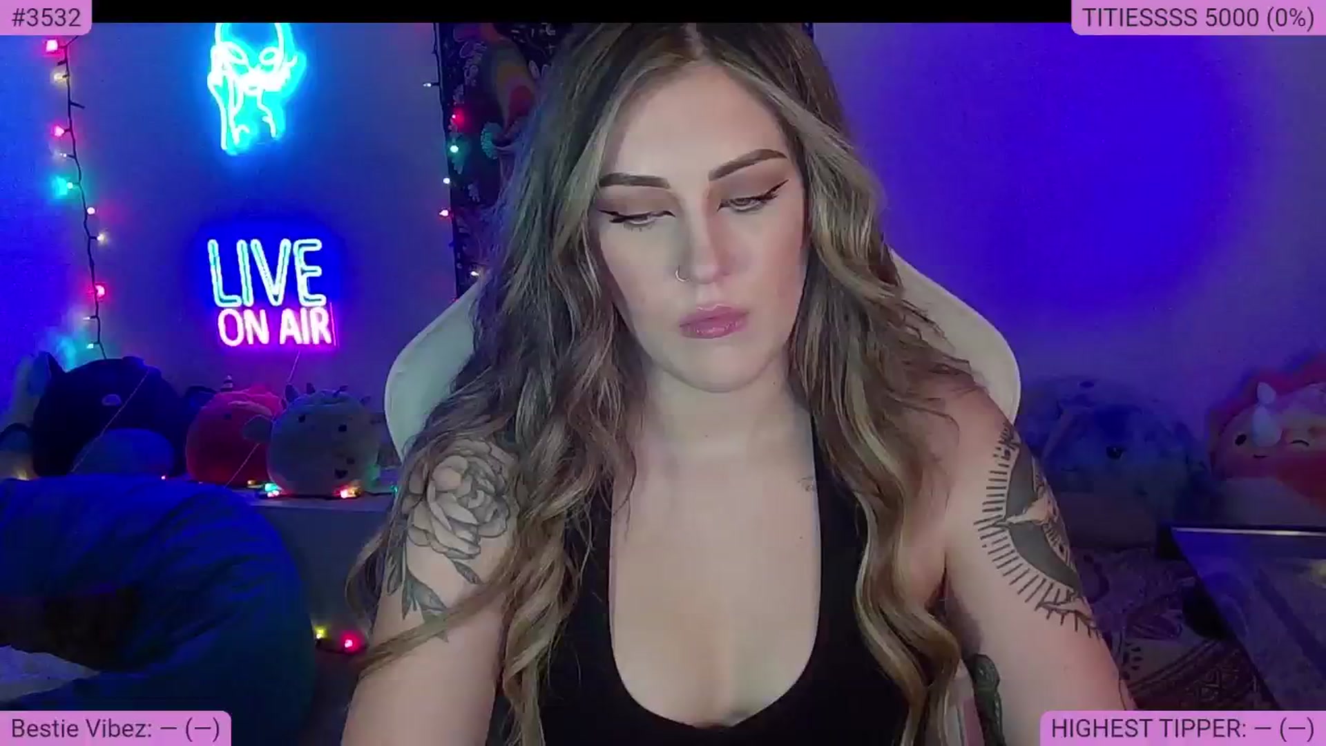 Gallery image thumbnail from NatalieNavedo's myfreecams stream on, 09/30/2024, 03:03 image 1 of 20