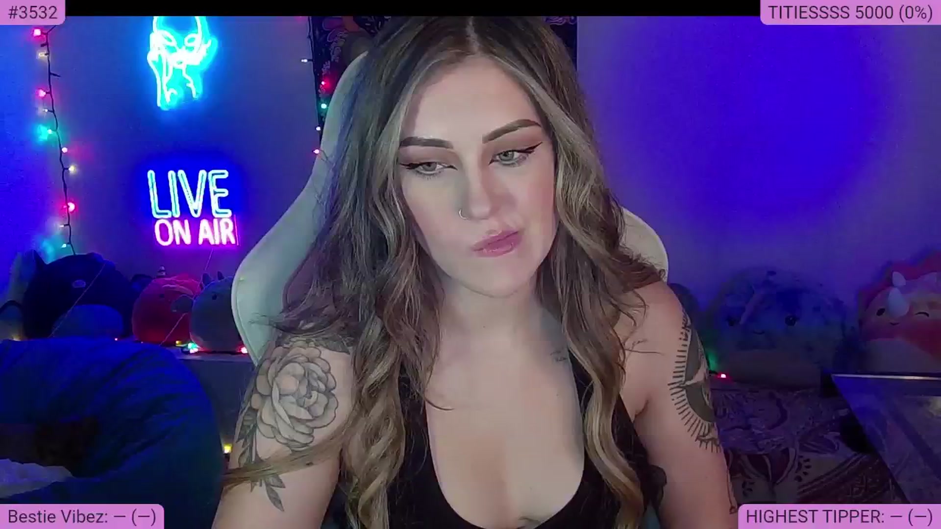 Gallery image thumbnail from NatalieNavedo's myfreecams stream on, 09/30/2024, 03:03 image 5 of 20