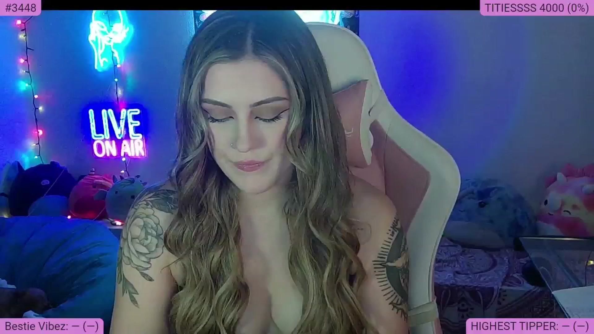 Gallery image thumbnail from NatalieNavedo's myfreecams stream on, 10/04/2024, 17:48 image 13 of 20