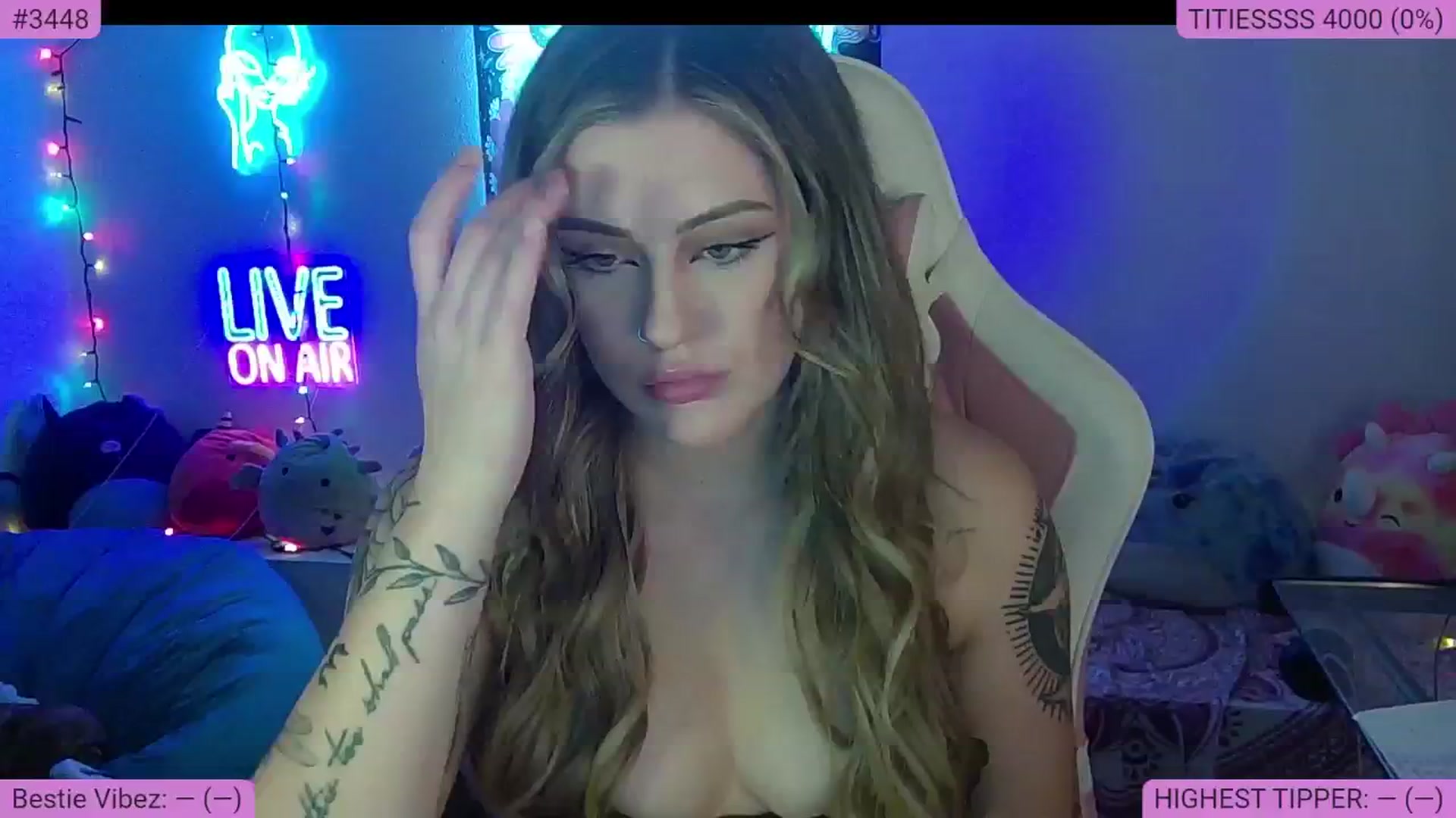 Gallery image thumbnail from NatalieNavedo's myfreecams stream on, 10/04/2024, 17:48 image 4 of 20