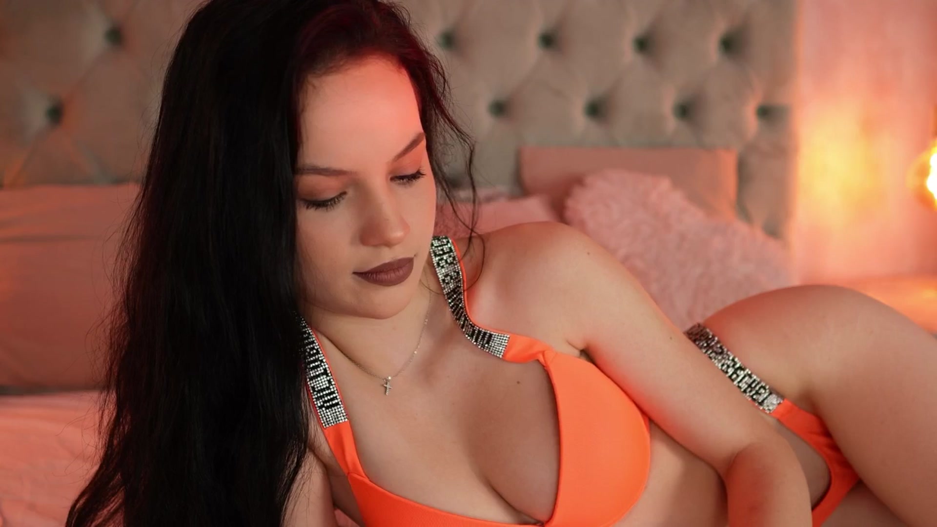 Gallery image thumbnail from NatalieShaw's myfreecams stream on, 08/21/2025, 01:12 image 11 of 20