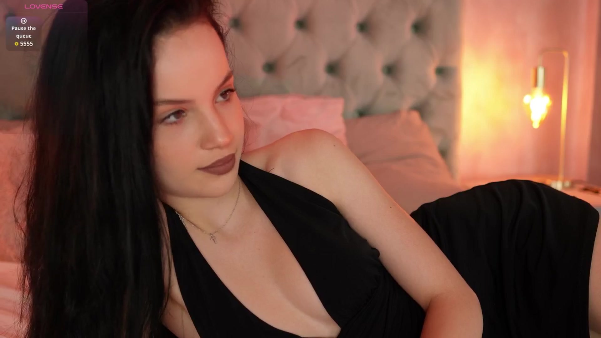Gallery image thumbnail from NatalieShaw's myfreecams stream on, 08/23/2025, 02:59 image 11 of 20