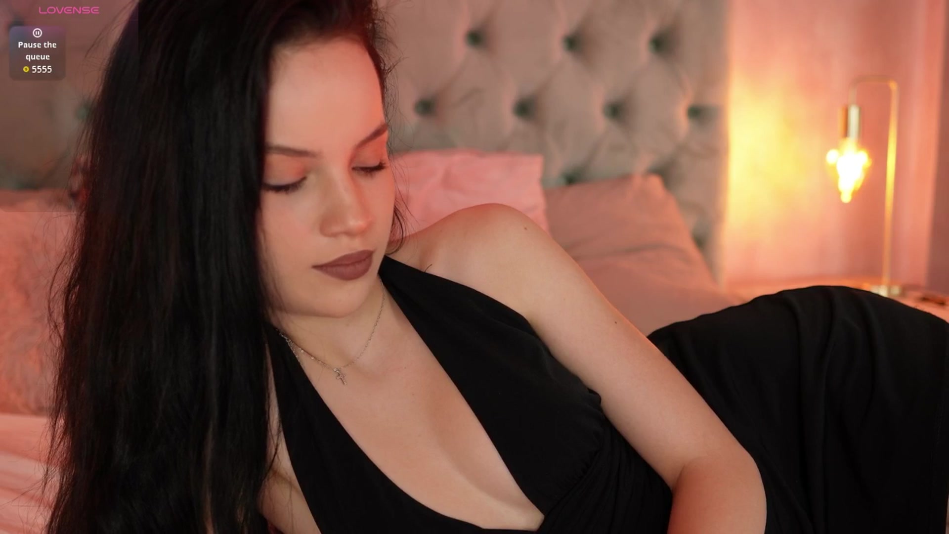 Gallery image thumbnail from NatalieShaw's myfreecams stream on, 08/23/2025, 02:59 image 19 of 20