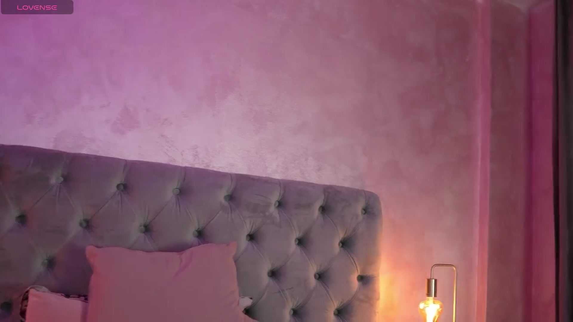 Gallery image thumbnail from NatalieShaw's myfreecams stream on, 09/06/2025, 03:20 image 19 of 20