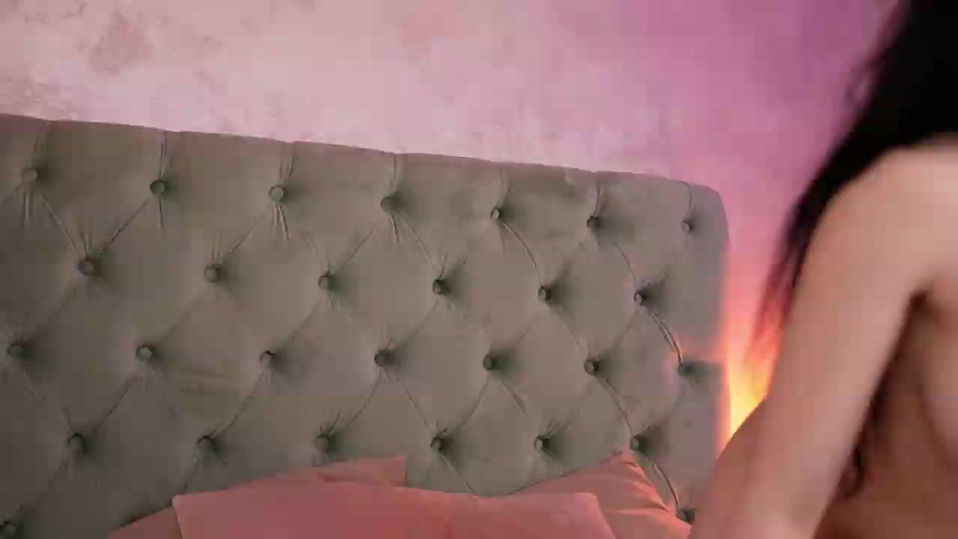 Gallery image thumbnail from NatalieShaw's myfreecams stream on, 06/25/2026, 02:28 image 7 of 20