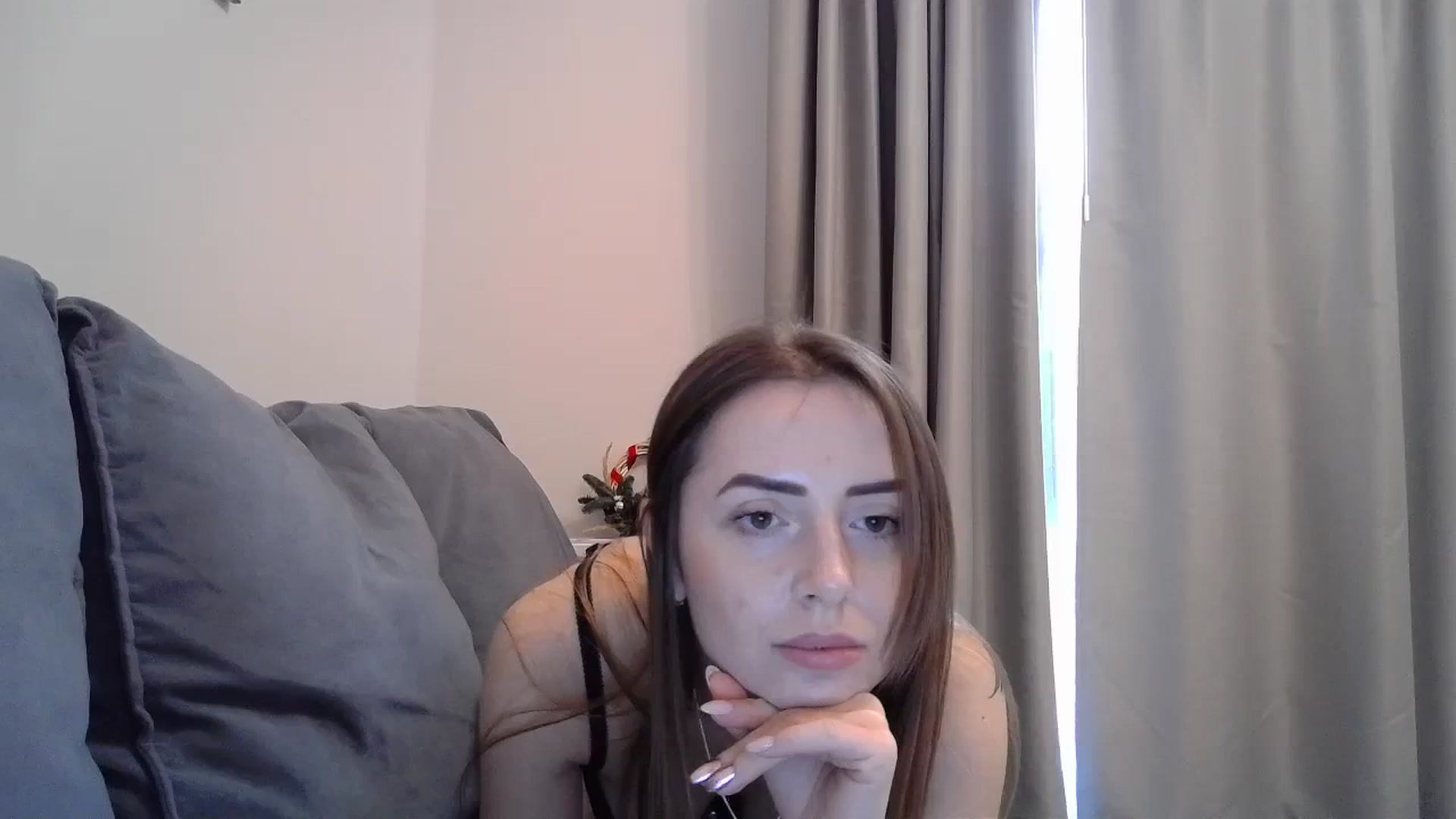 Gallery image thumbnail from Natalie_Jin's myfreecams stream on, 12/12/2023, 11:21 image 14 of 20