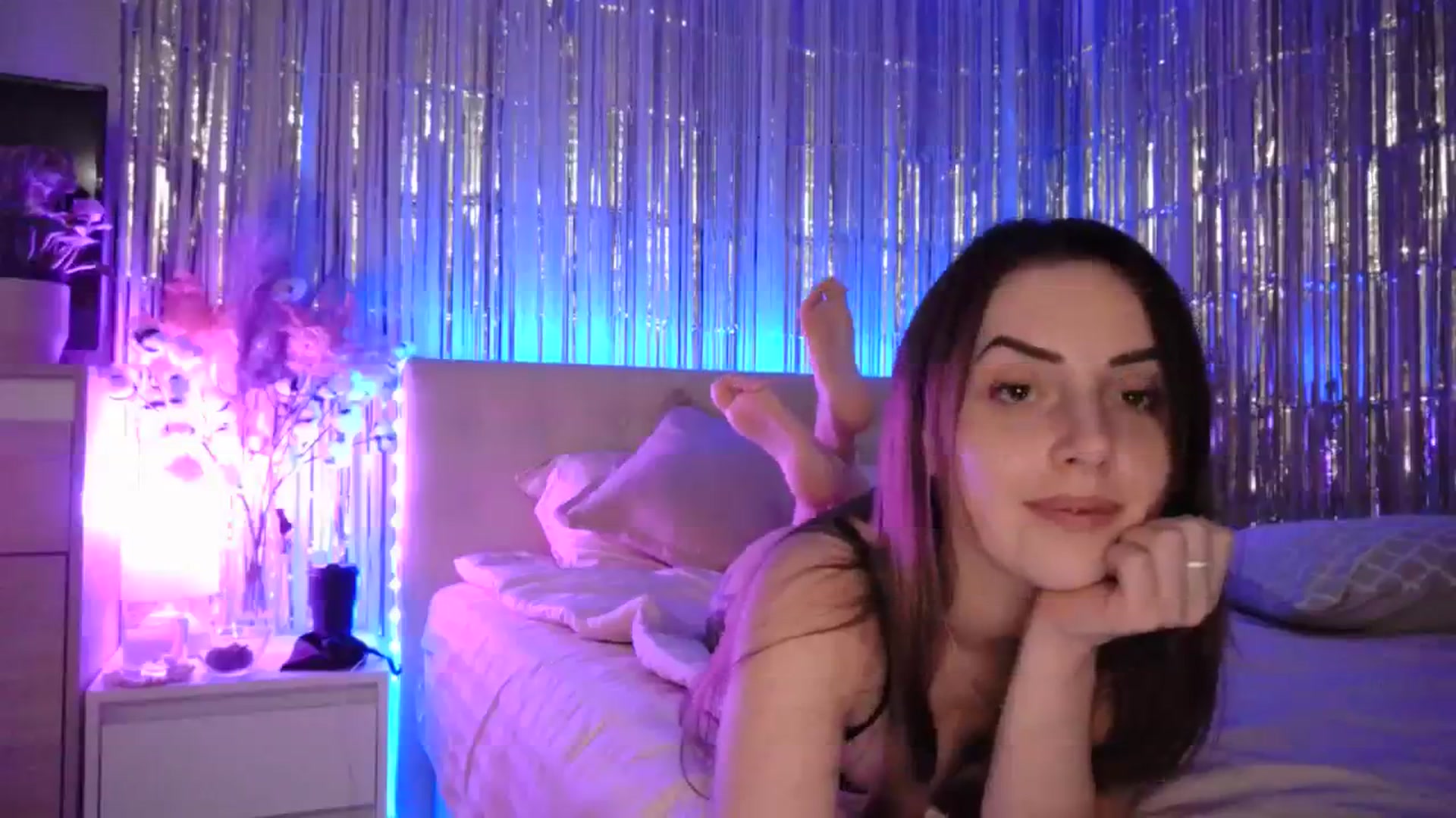 Gallery image thumbnail from Natalie_Jin's myfreecams stream on, 12/26/2023, 20:37 image 8 of 20