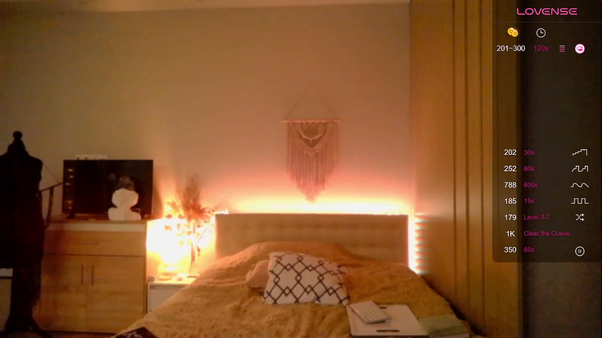 Gallery image thumbnail from Natalie_Jin's myfreecams stream on, 02/05/2024, 21:55 image 16 of 20