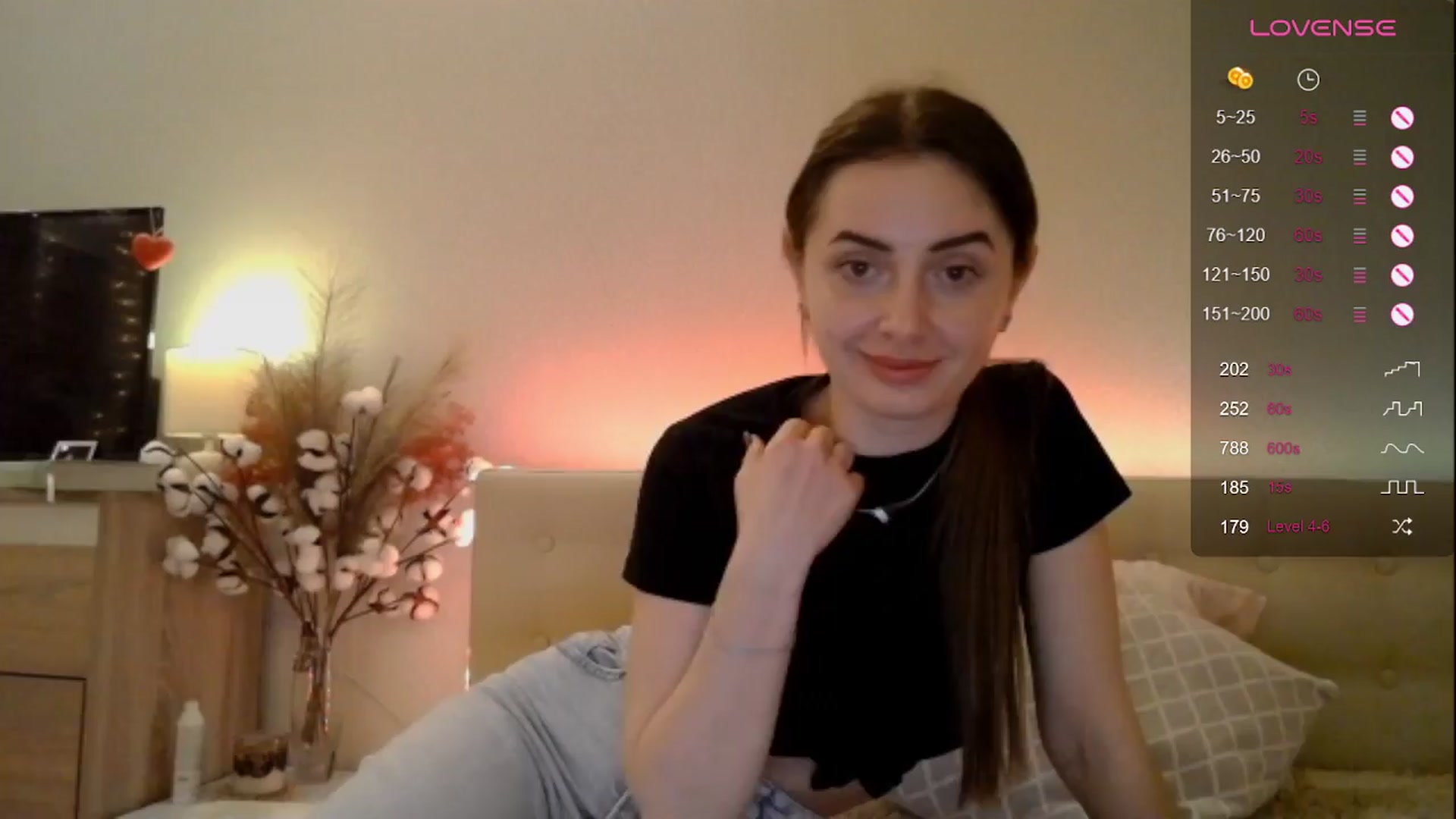 Gallery image thumbnail from Natalie_Jin's myfreecams stream on, 03/27/2024, 21:38 image 12 of 20