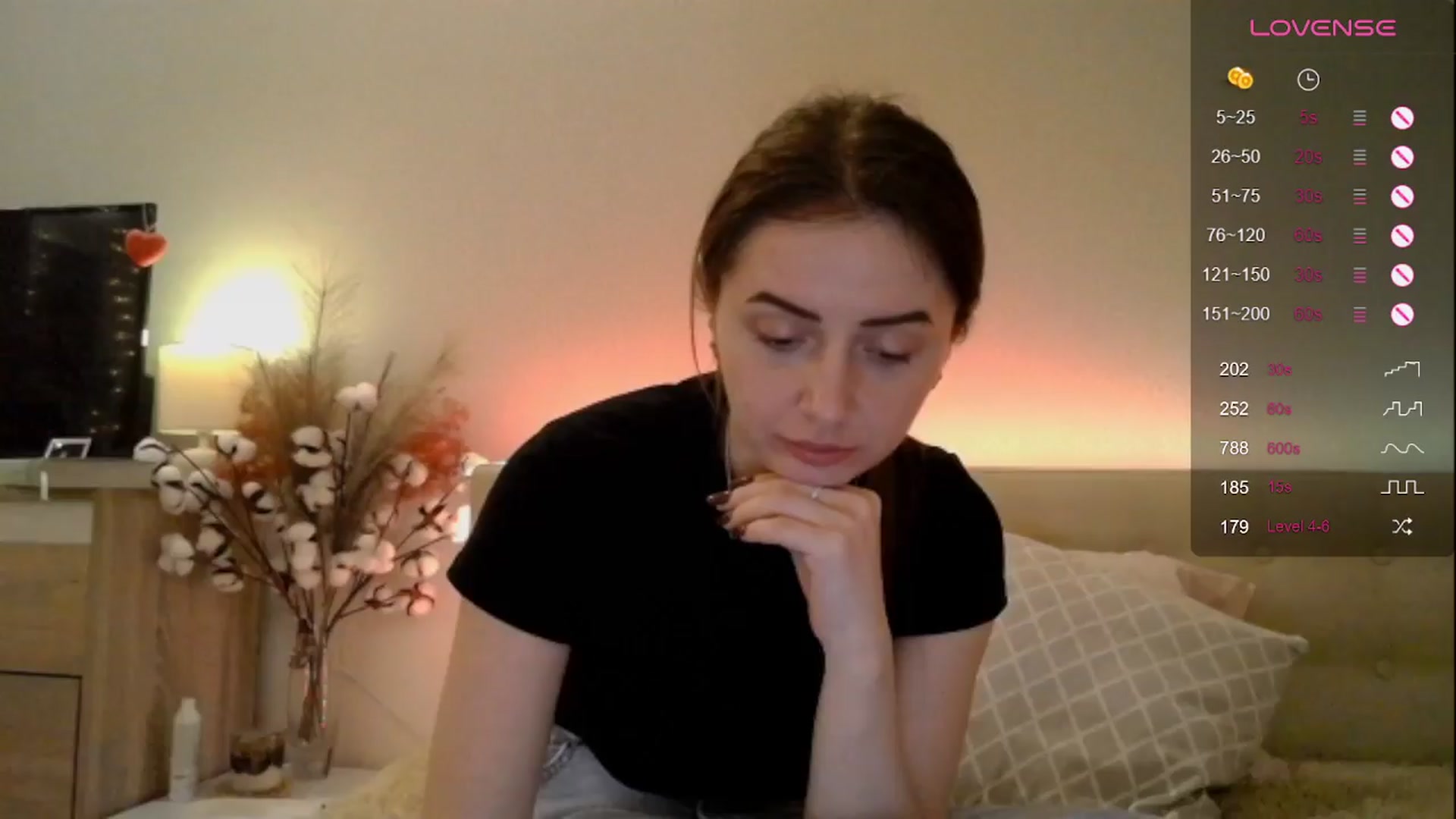 Gallery image thumbnail from Natalie_Jin's myfreecams stream on, 03/27/2024, 21:38 image 5 of 20