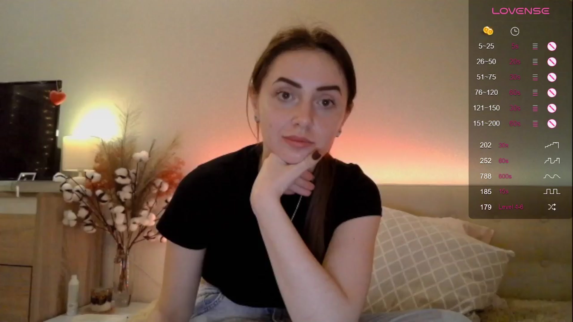 Gallery image thumbnail from Natalie_Jin's myfreecams stream on, 03/27/2024, 21:38 image 4 of 20