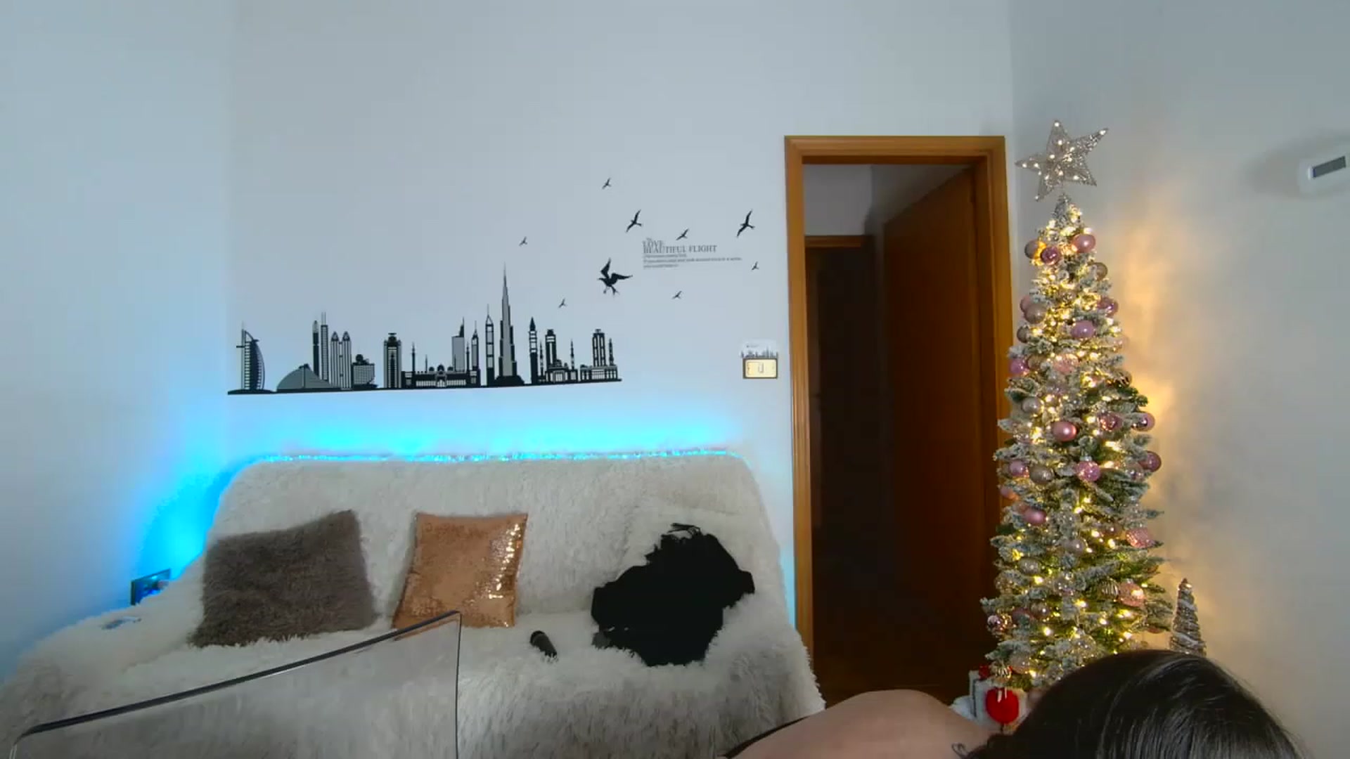 Gallery image thumbnail from Natalieass's myfreecams stream on, 12/25/2022, 15:28 image 19 of 20