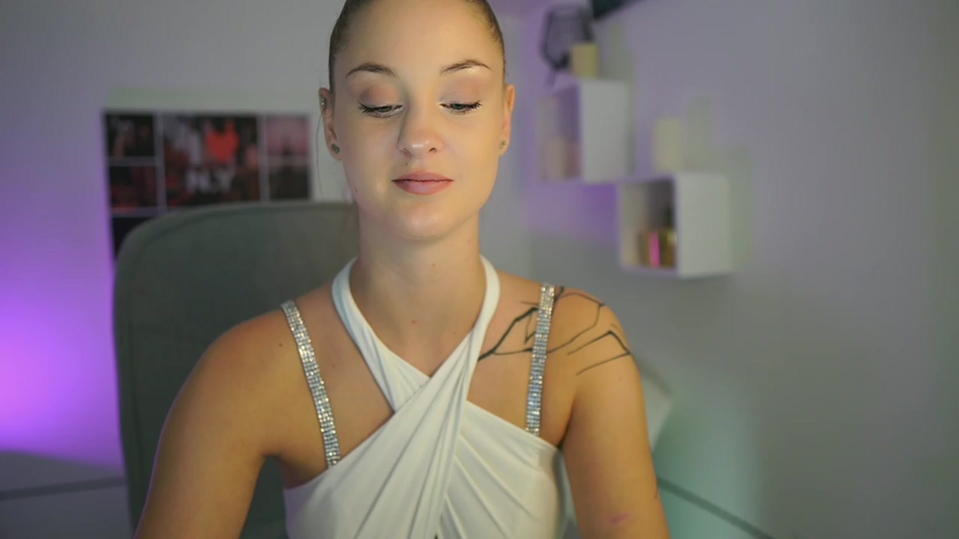 Gallery image thumbnail from NatalliaStarr's myfreecams stream on, 11/24/2023, 14:32 image 1 of 20
