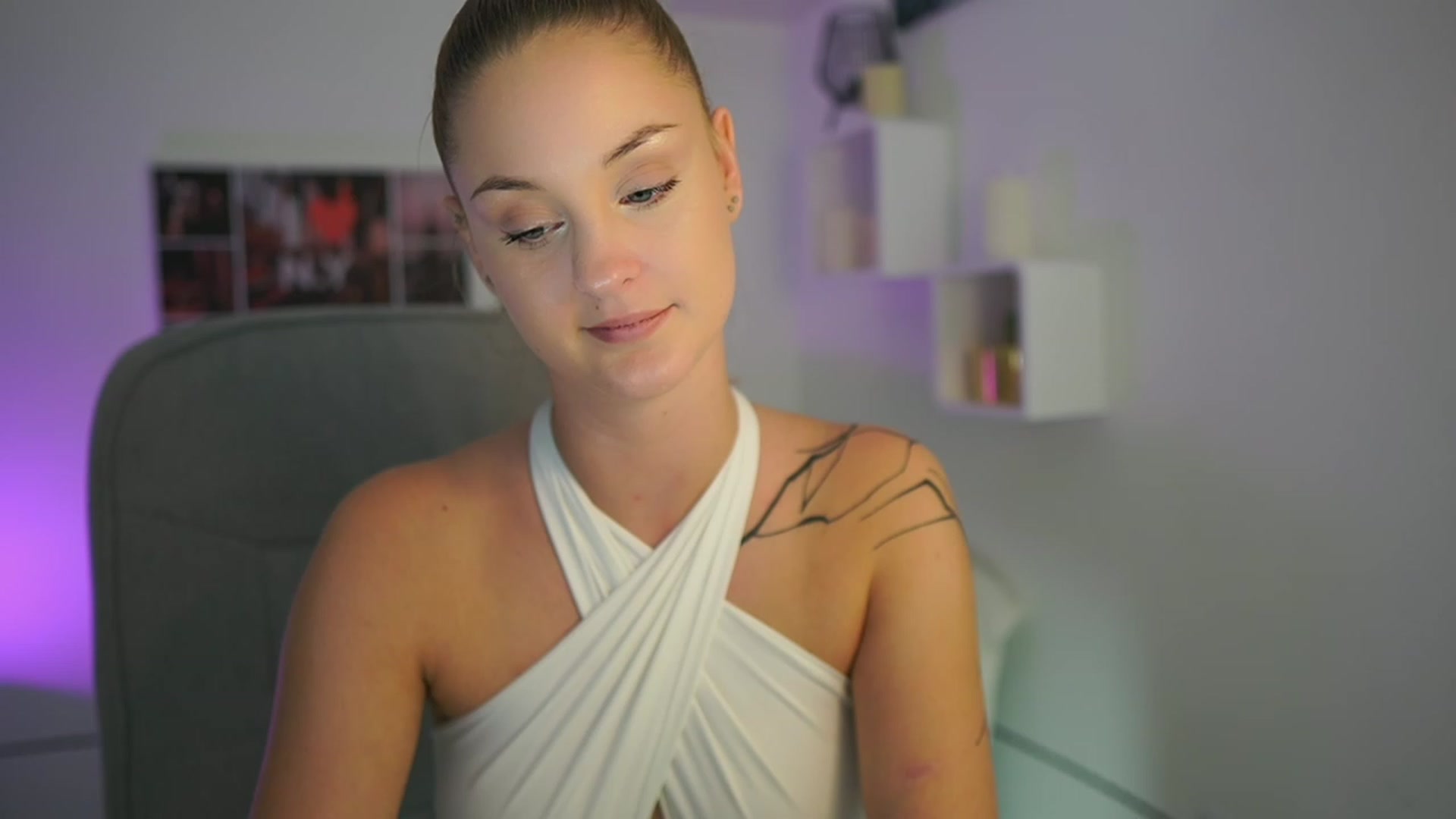 Gallery image thumbnail from NatalliaStarr's myfreecams stream on, 11/24/2023, 17:38 image 14 of 20