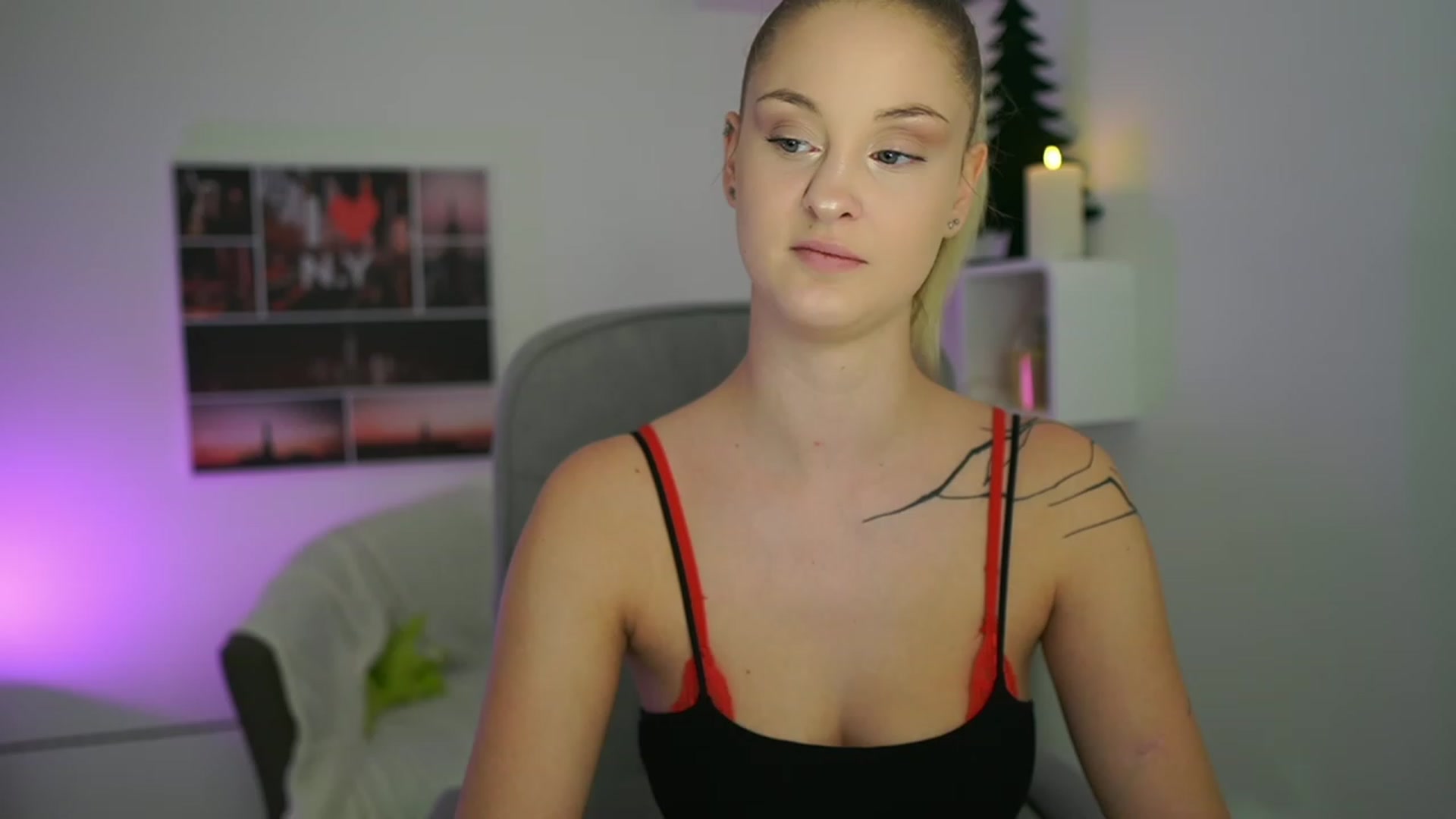 Gallery image thumbnail from NatalliaStarr's myfreecams stream on, 11/28/2023, 14:38 image 2 of 20