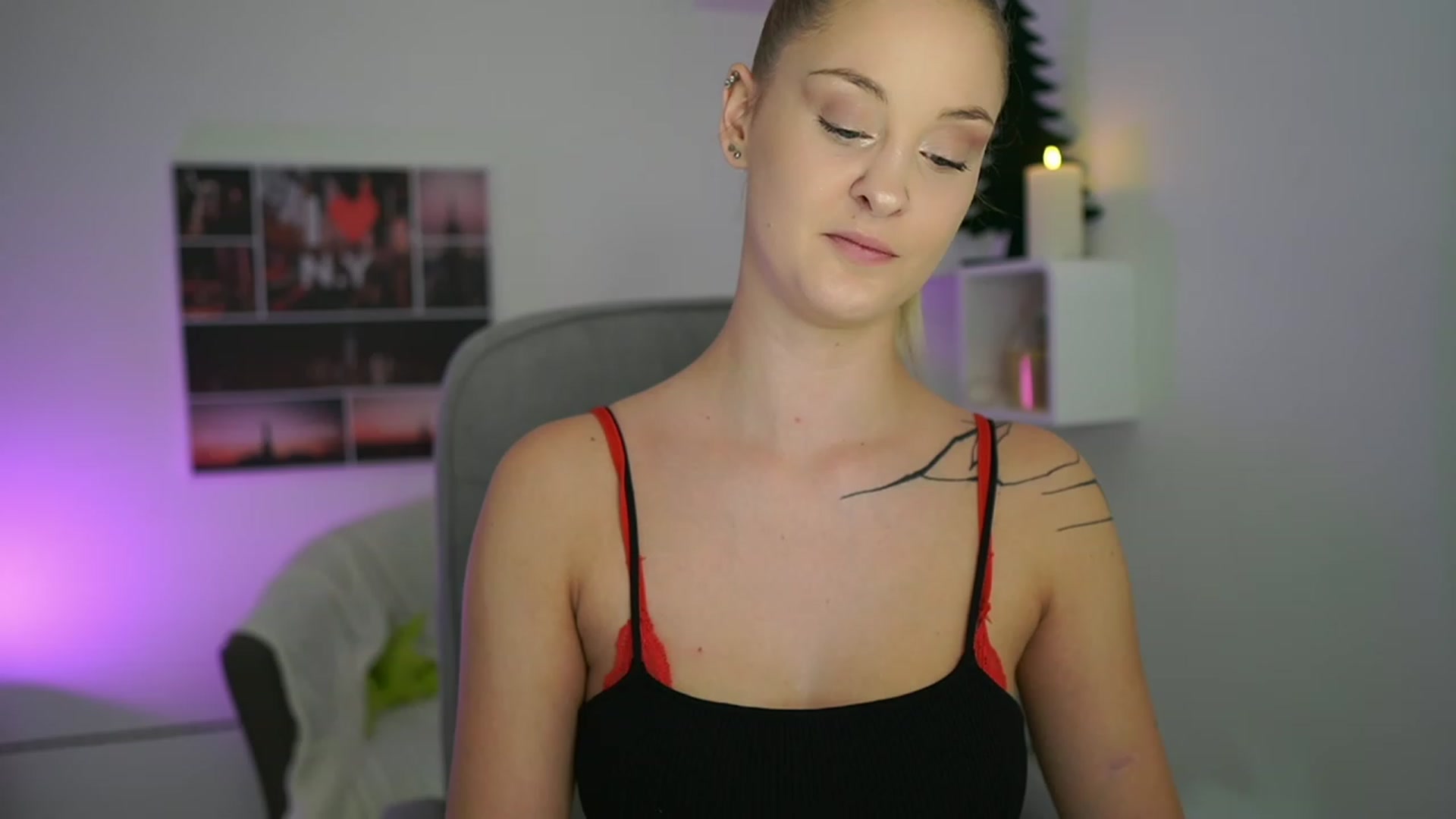 Gallery image thumbnail from NatalliaStarr's myfreecams stream on, 11/28/2023, 14:38 image 19 of 20