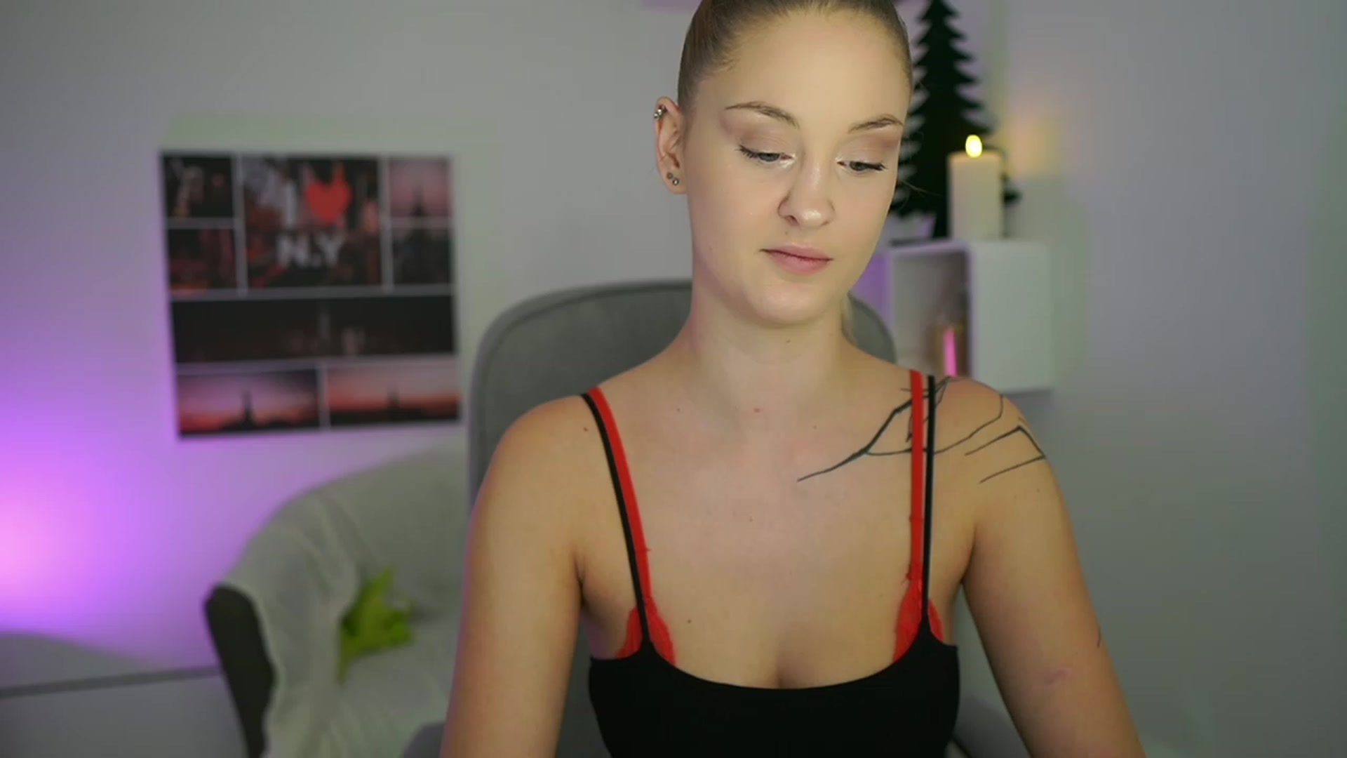 Gallery image thumbnail from NatalliaStarr's myfreecams stream on, 11/28/2023, 14:38 image 4 of 20