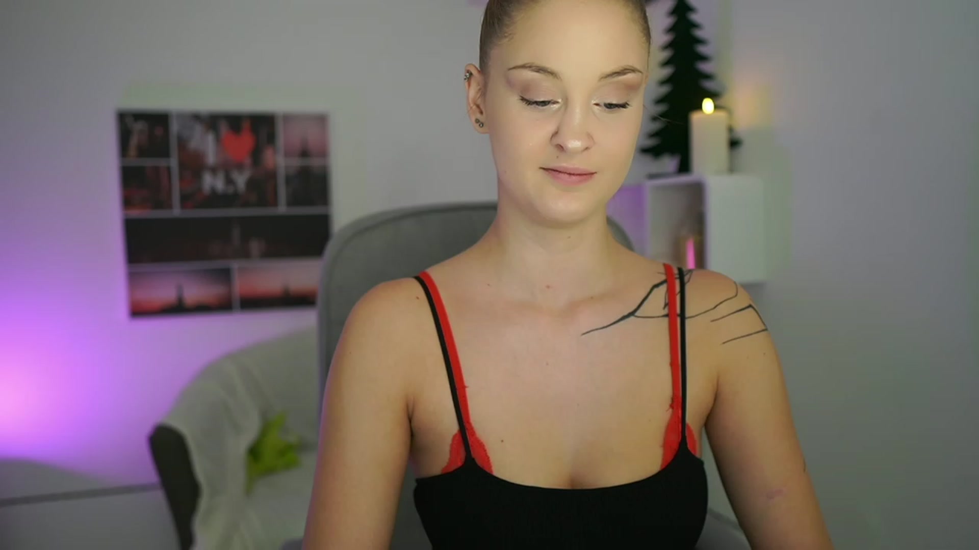 Gallery image thumbnail from NatalliaStarr's myfreecams stream on, 11/28/2023, 14:38 image 5 of 20