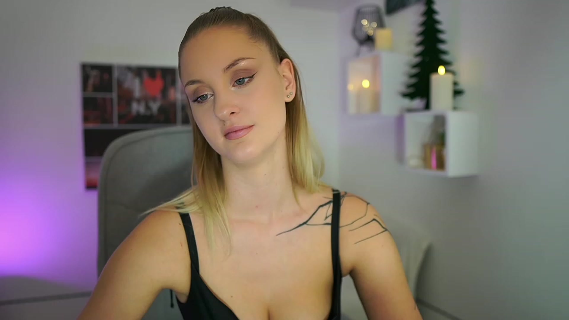 Gallery image thumbnail from NatalliaStarr's myfreecams stream on, 11/29/2023, 21:56 image 19 of 20