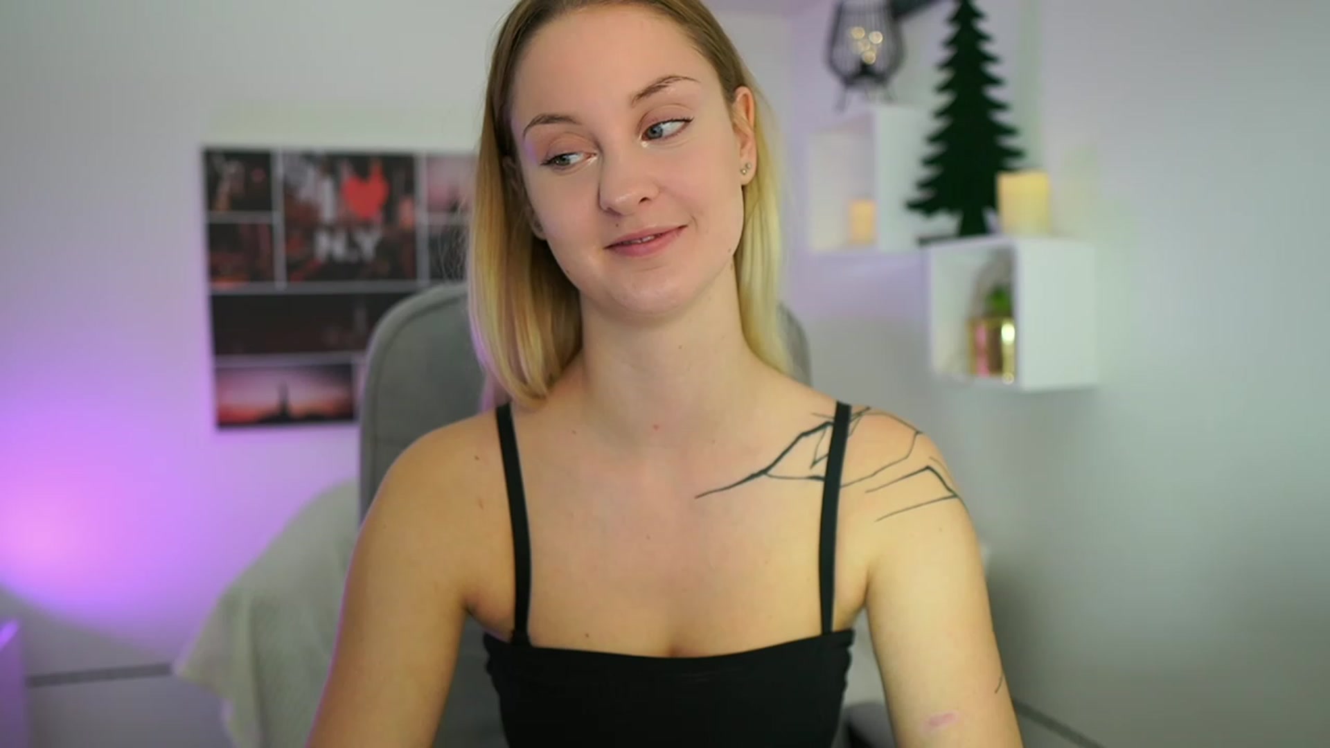 Gallery image thumbnail from NatalliaStarr's myfreecams stream on, 12/01/2023, 11:33 image 5 of 20