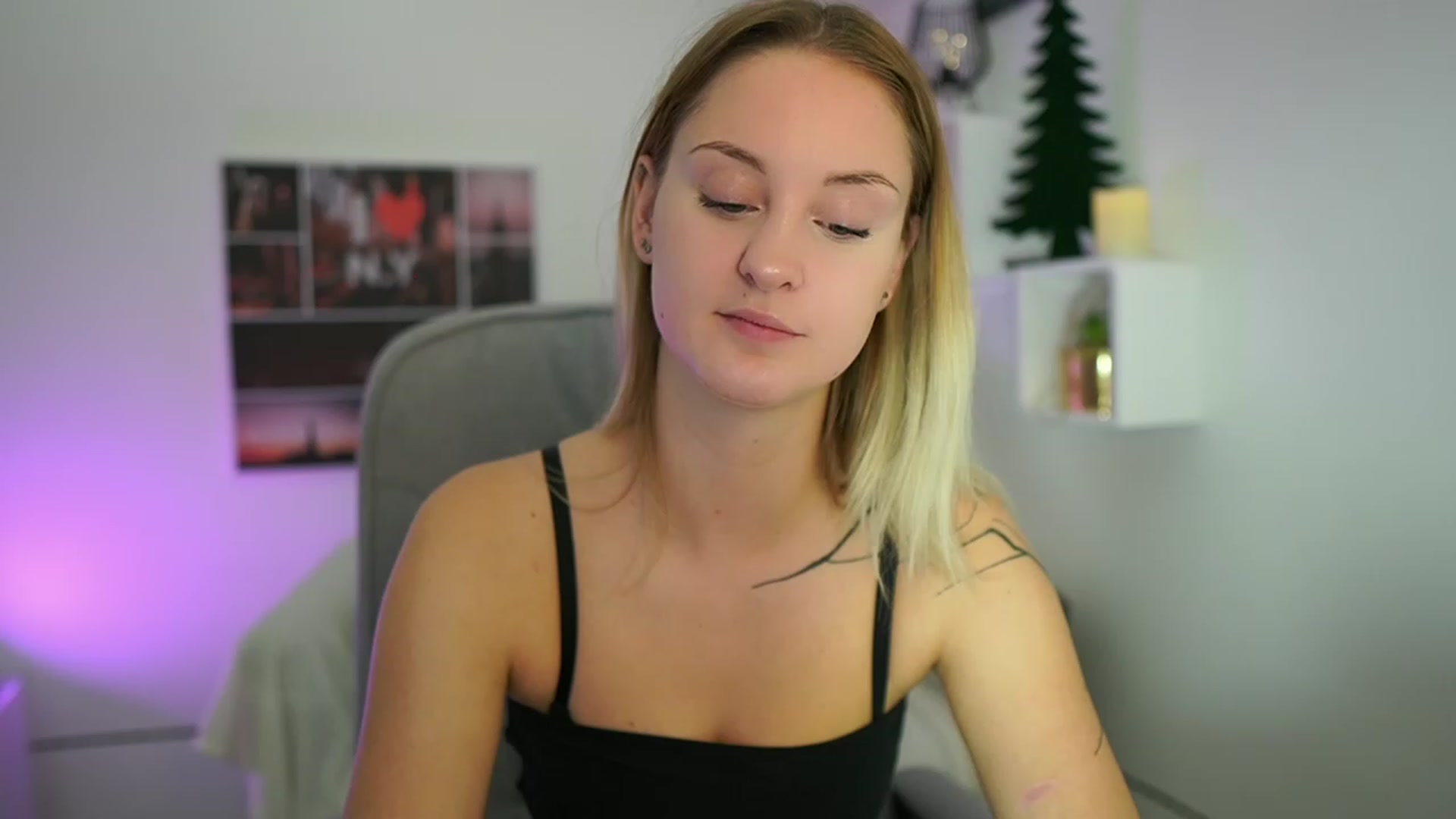 Gallery image thumbnail from NatalliaStarr's myfreecams stream on, 12/01/2023, 13:40 image 6 of 20
