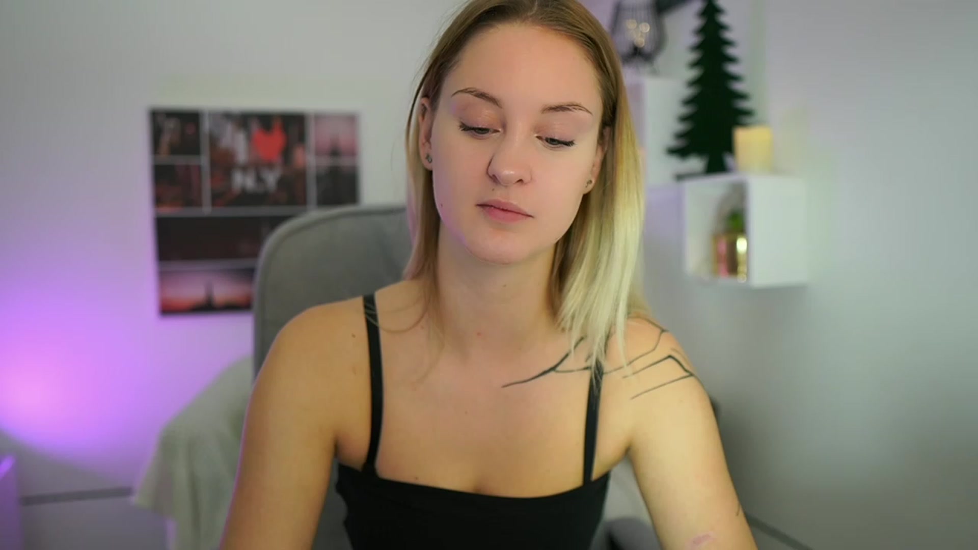 Gallery image thumbnail from NatalliaStarr's myfreecams stream on, 12/01/2023, 13:40 image 5 of 20