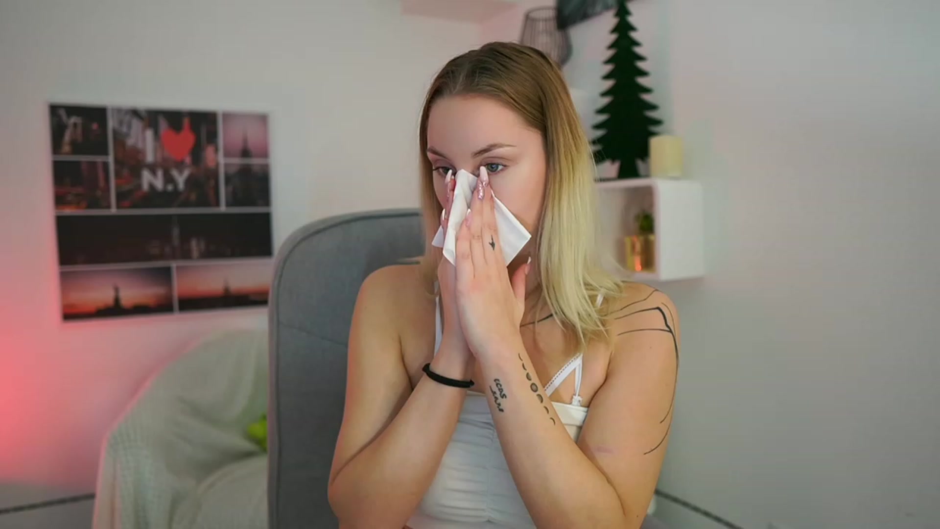 Gallery image thumbnail from NatalliaStarr's myfreecams stream on, 12/10/2023, 20:53 image 2 of 20